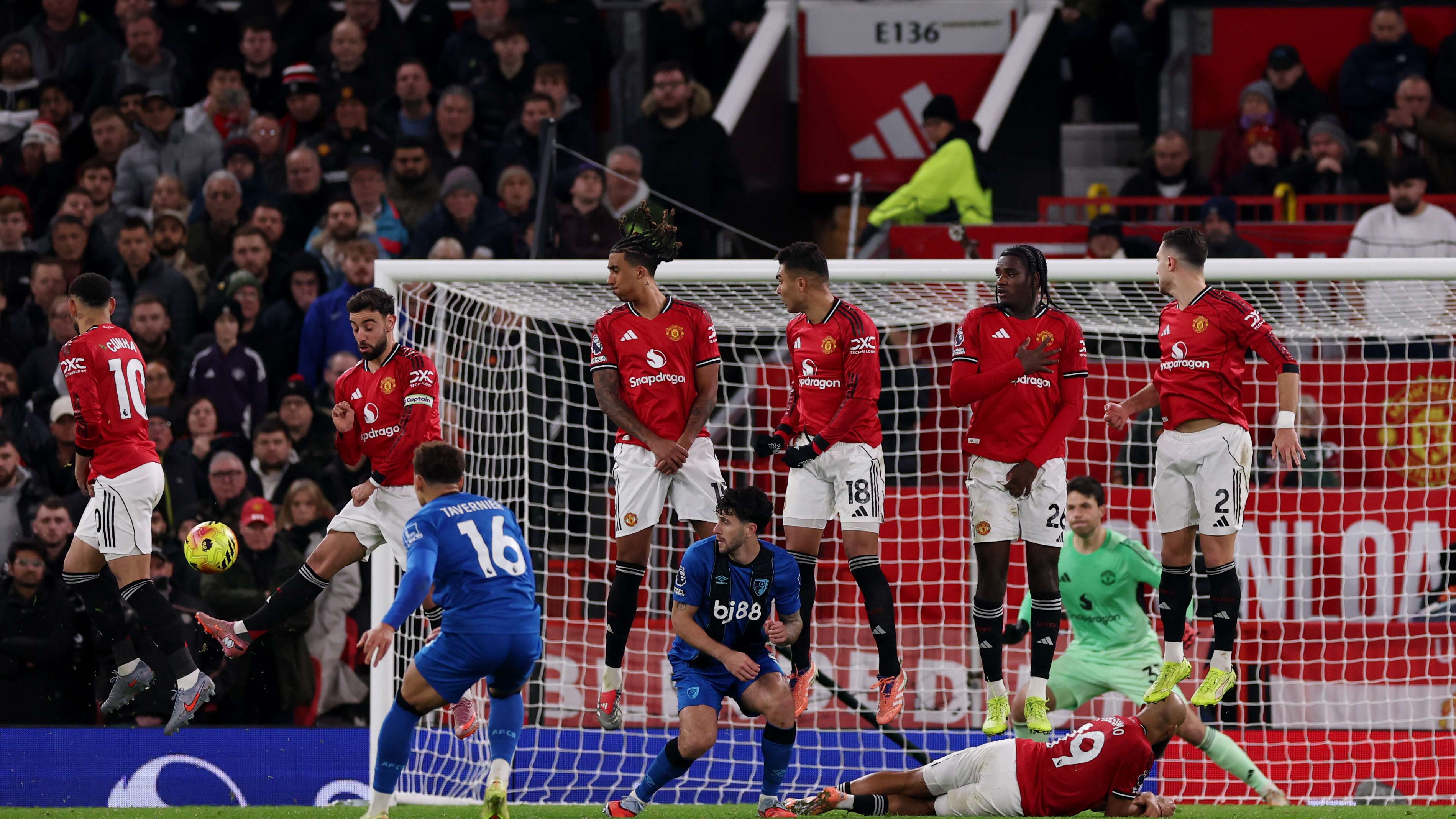 هدف بورنموث الثالث