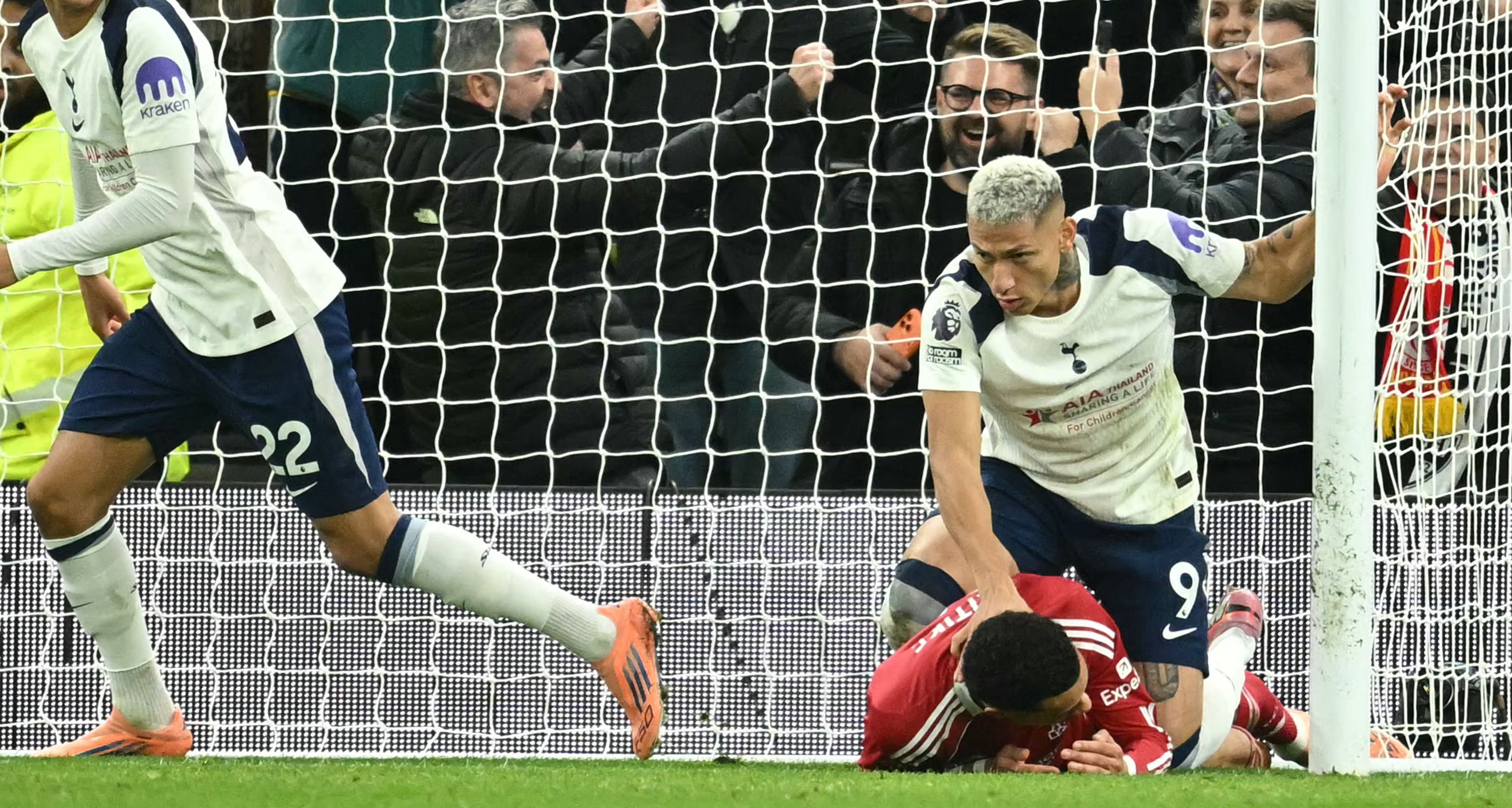 FBL-ENG-PR-TOTTENHAM-LIVERPOOL