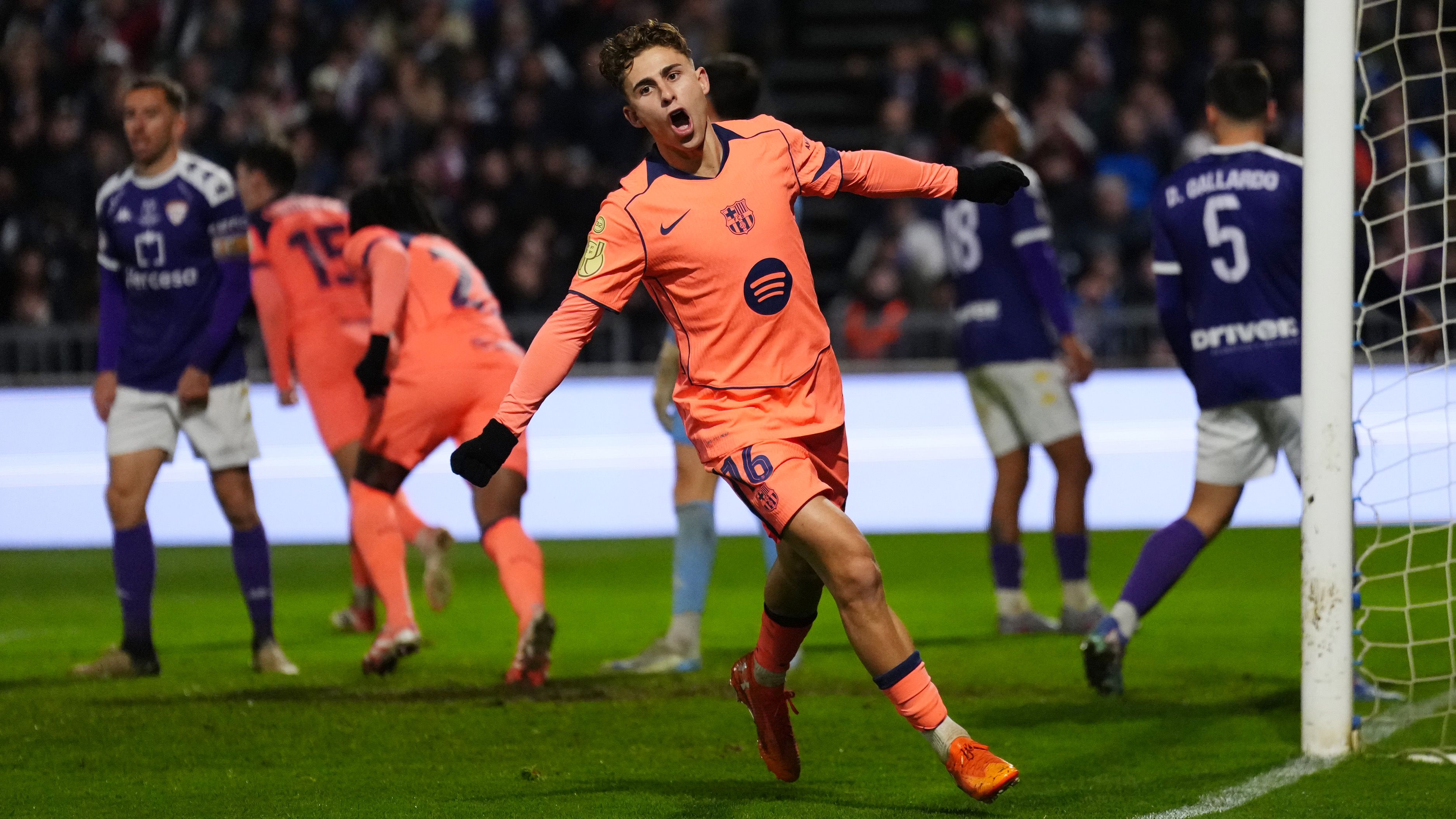 CD Guadalajara v FC Barcelona - Copa del Rey