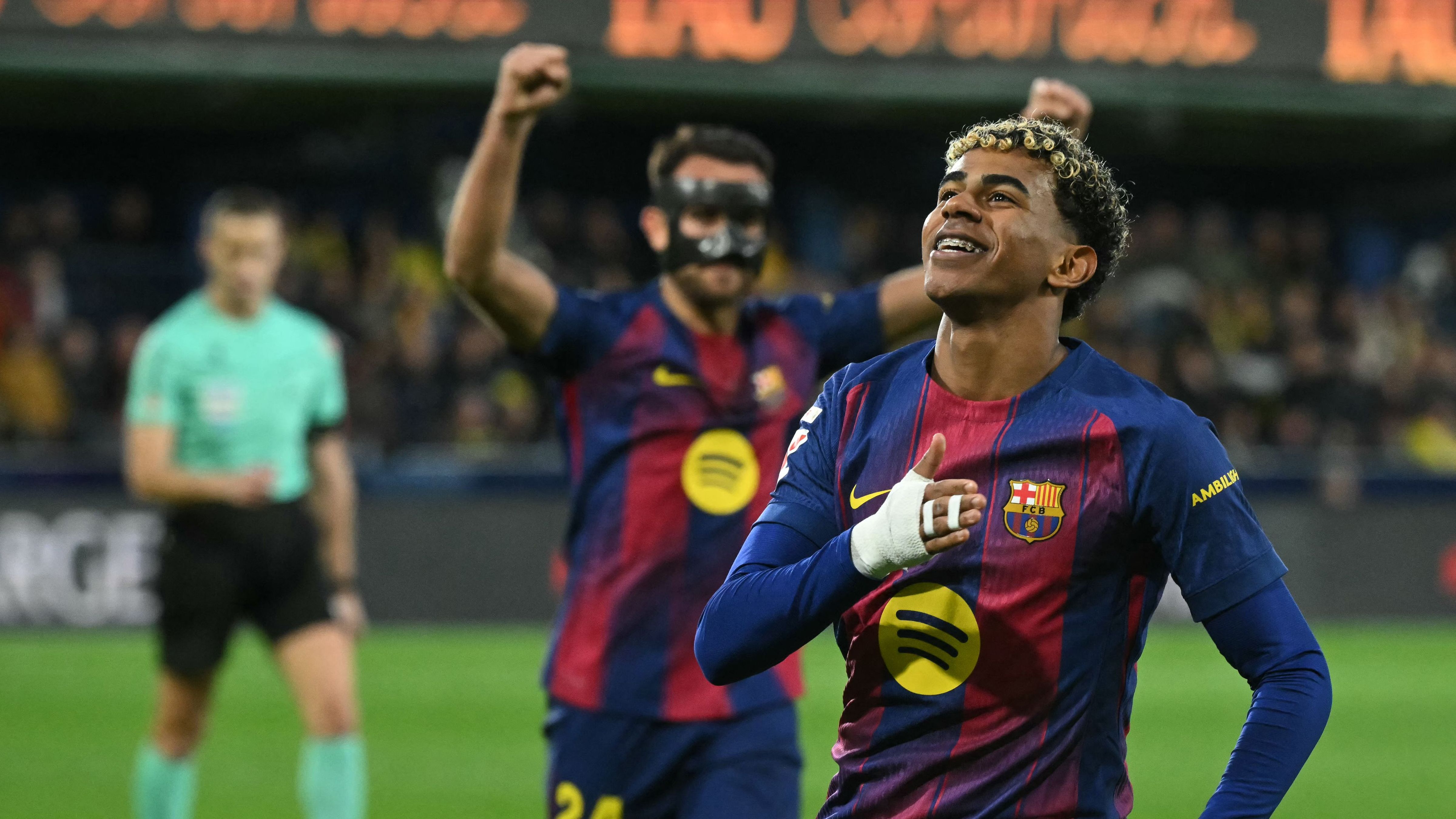 FBL-ESP-LIGA-VILLARREAL-BARCELONA