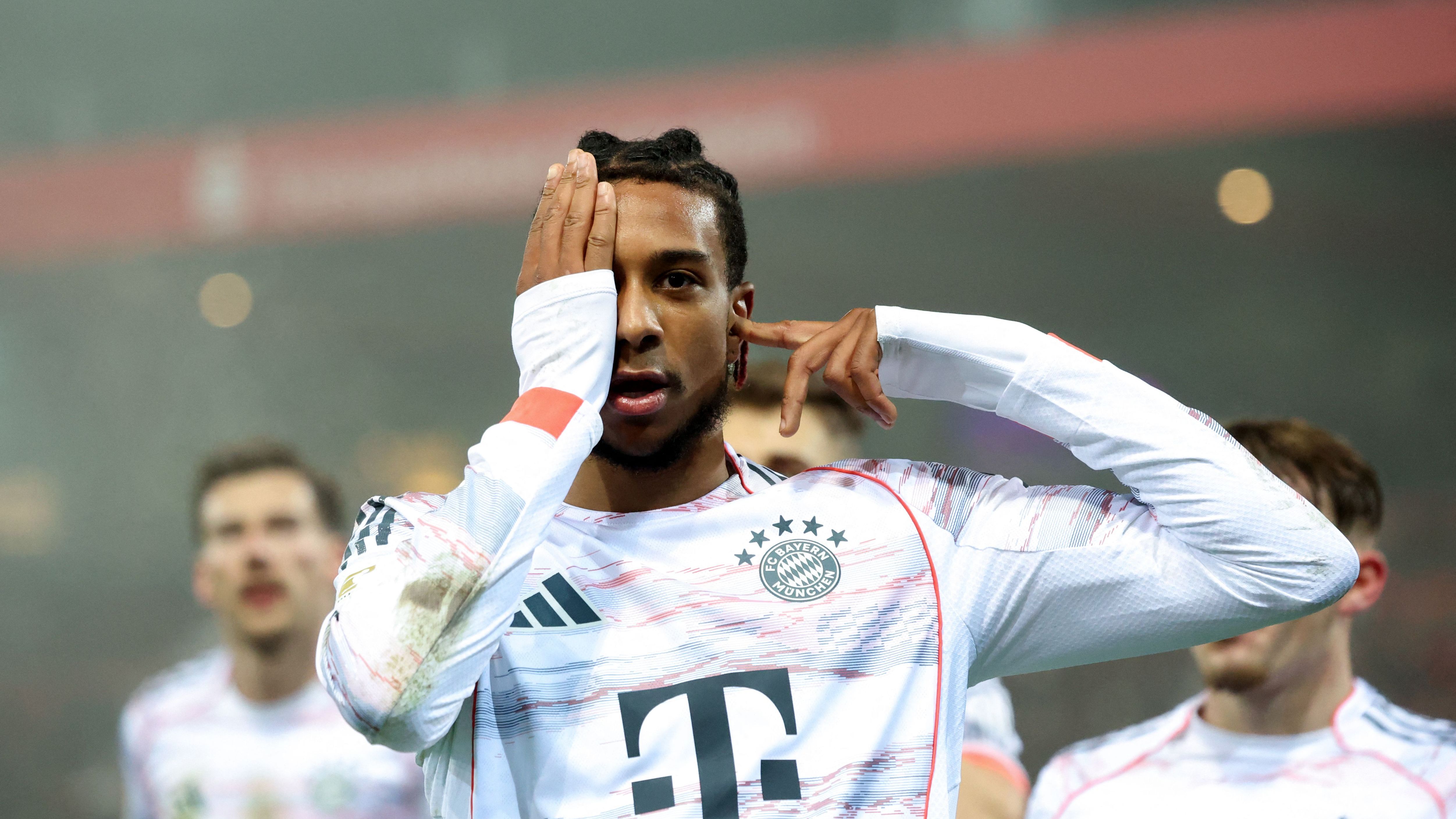 TOPSHOT-FBL-GER-BUNDESLIGA-HEIDENHEIM-BAYERN MUNICH