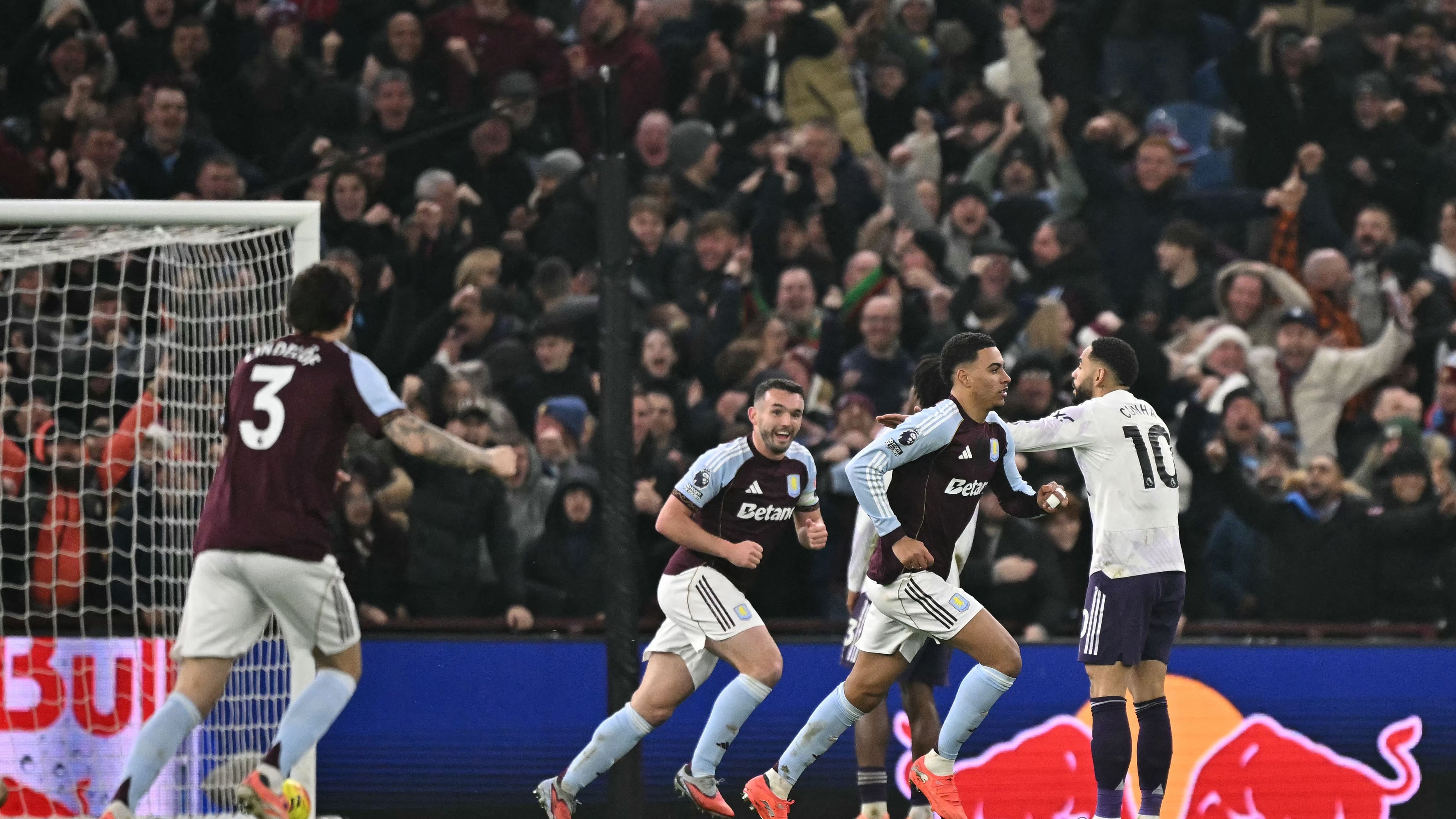 FBL-ENG-PR-ASTON VILLA-MAN UTD