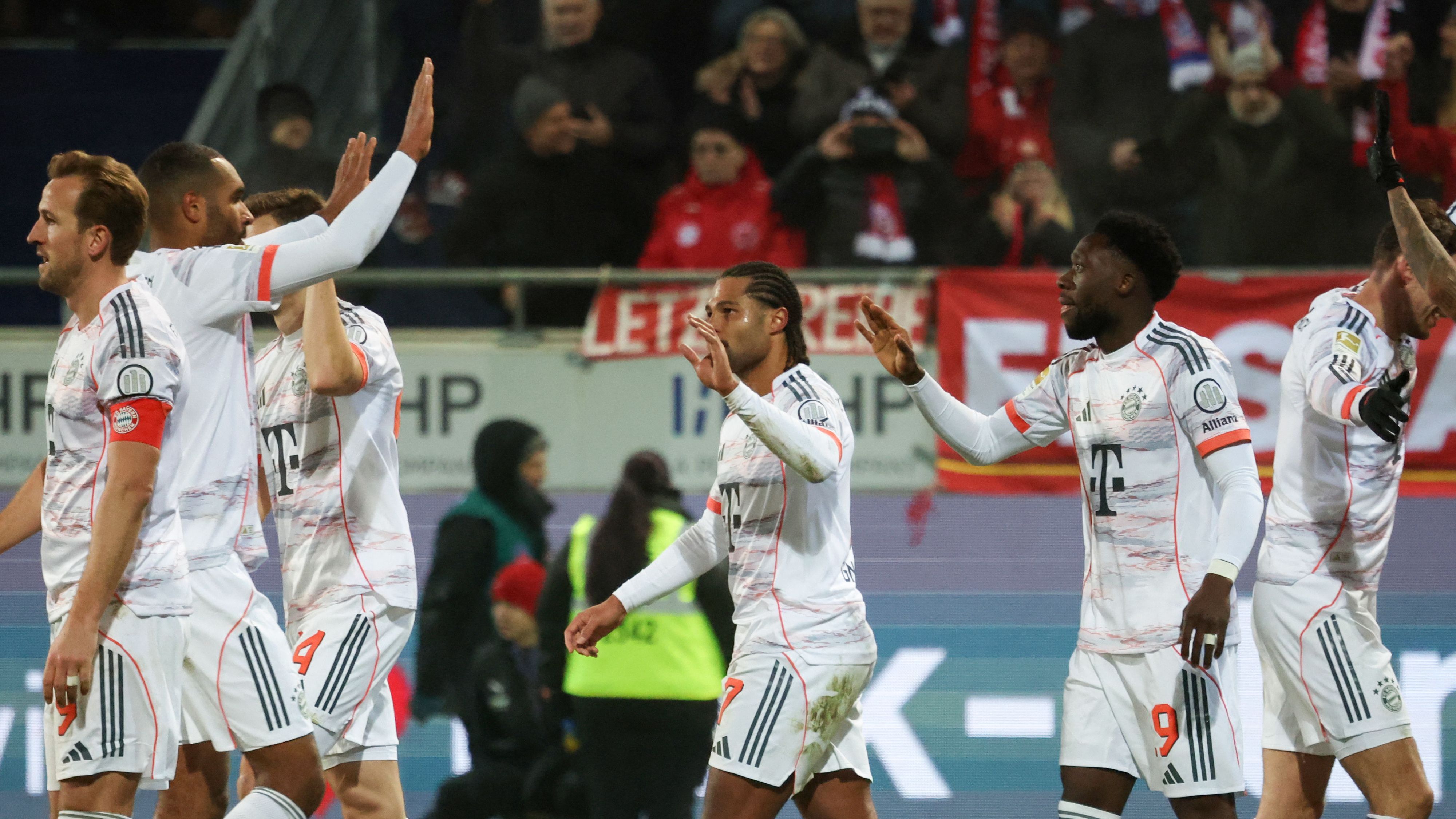 FBL-GER-BUNDESLIGA-HEIDENHEIM-BAYERN MUNICH