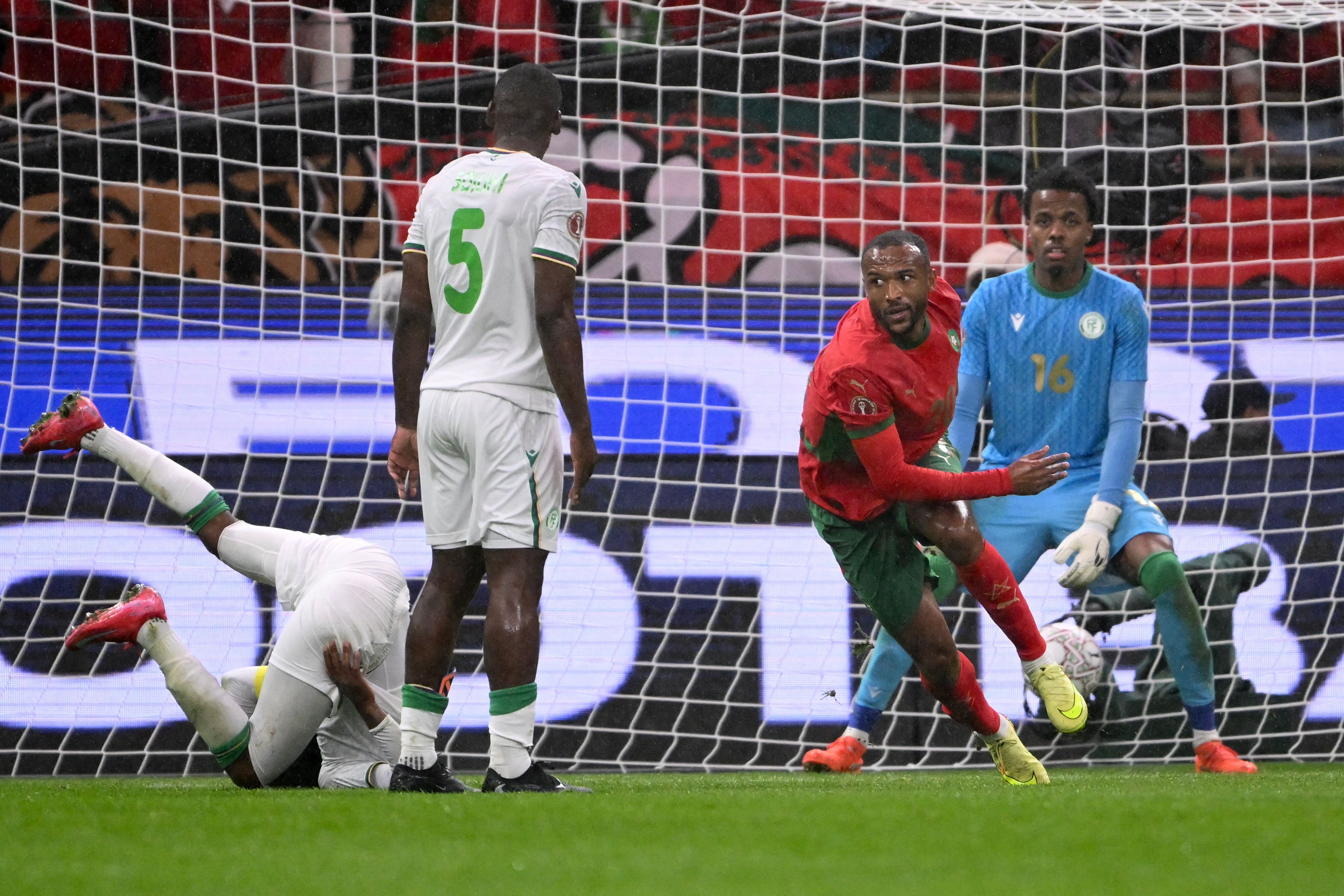 المنتخبات العربية كامل العدد.. واستثناء وحيد