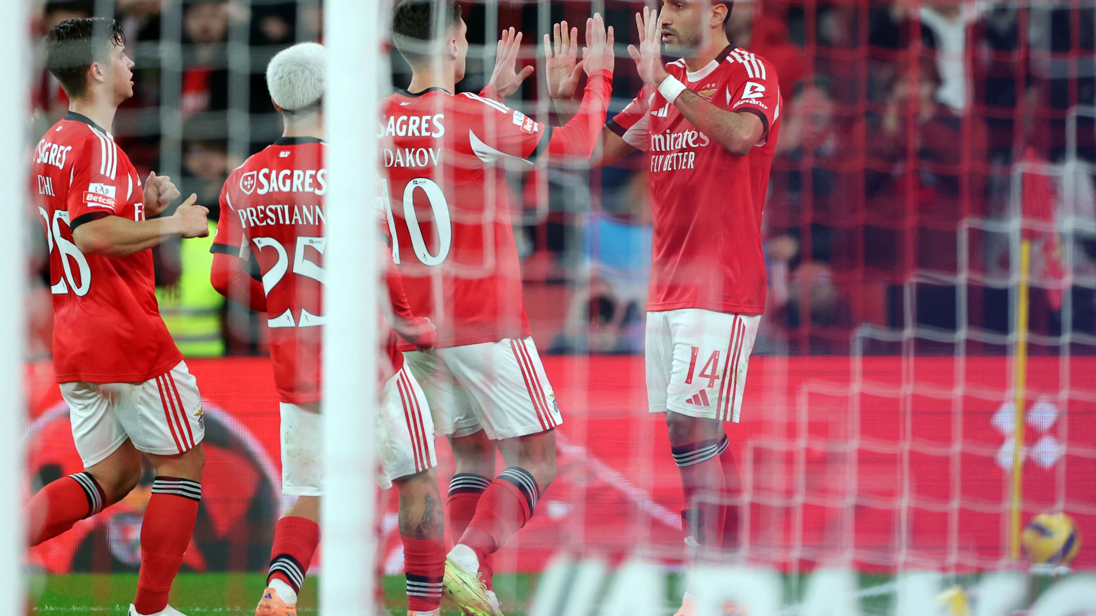 FBL-POR-LIGA-BENFICA-FAMALICAO