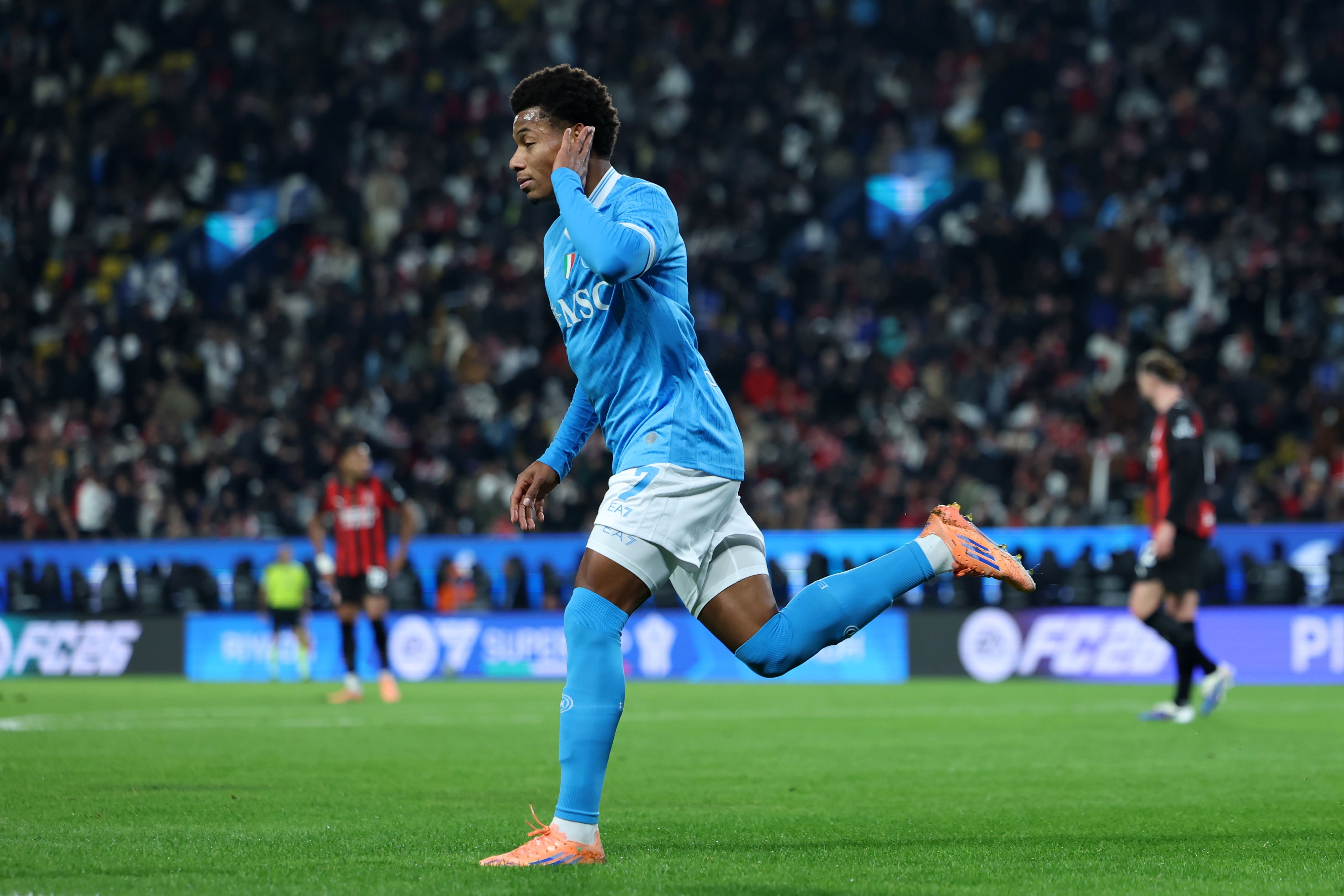 SSC Napoli v AC Milan - Supercoppa Italiana Semifinal