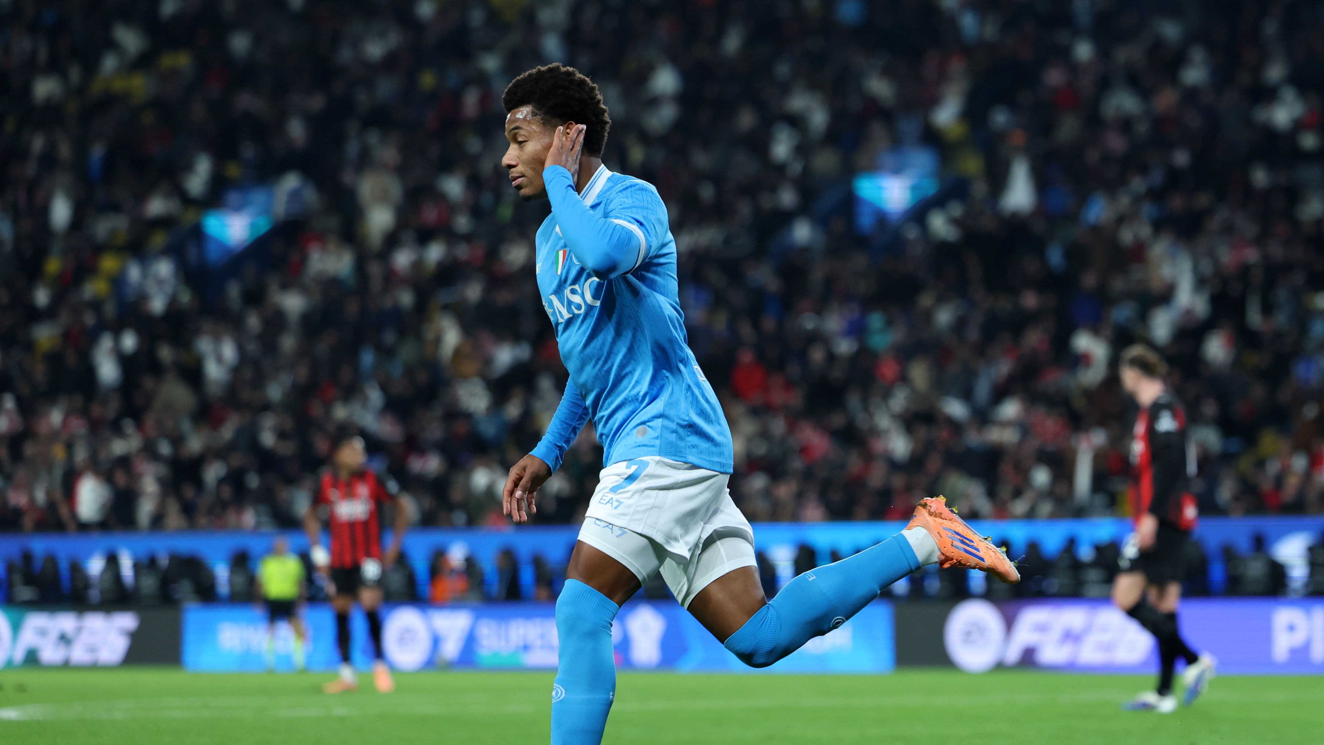 SSC Napoli v AC Milan - Supercoppa Italiana Semifinal