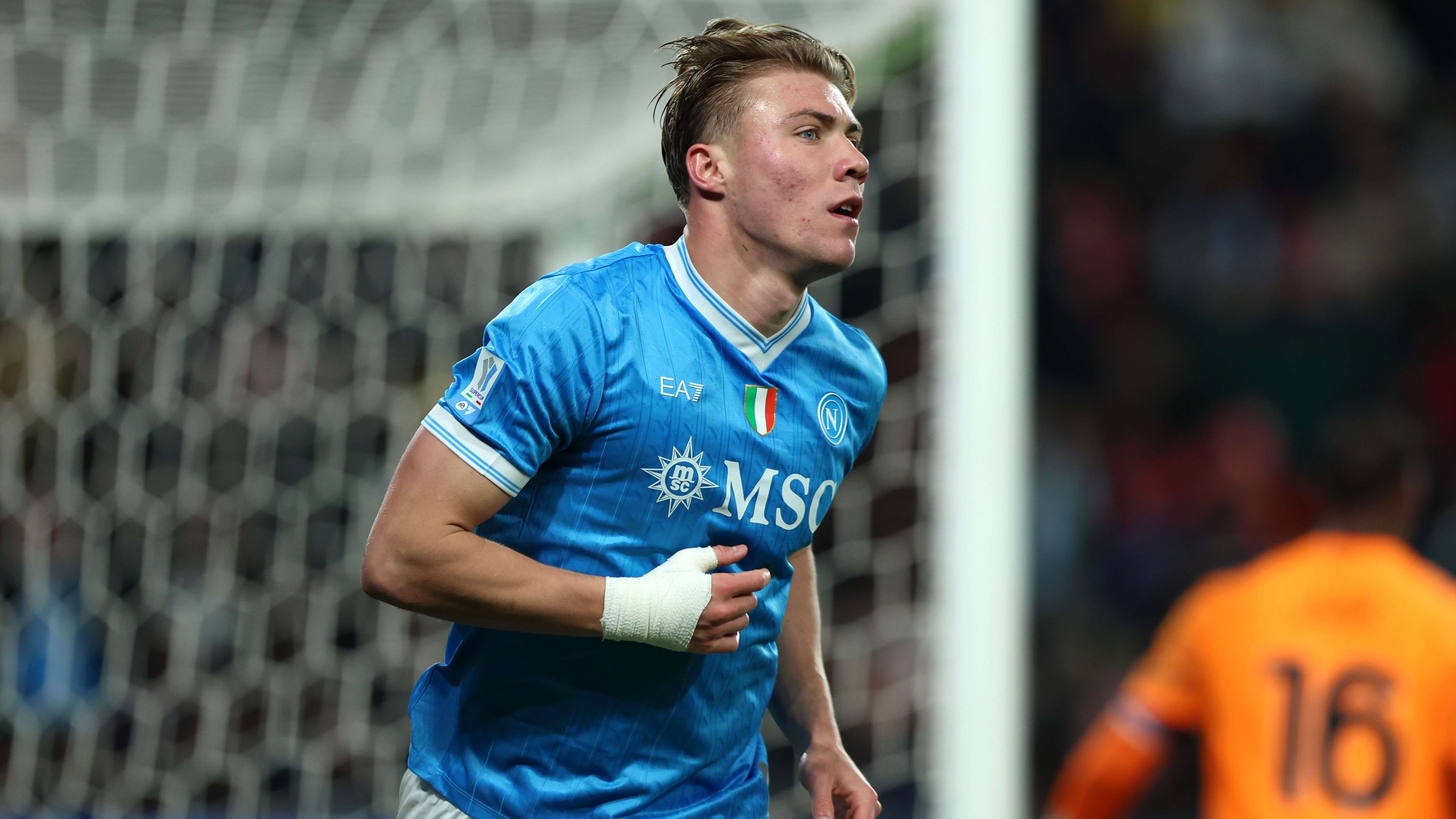 SSC Napoli v AC Milan - Supercoppa Italiana Semifinal