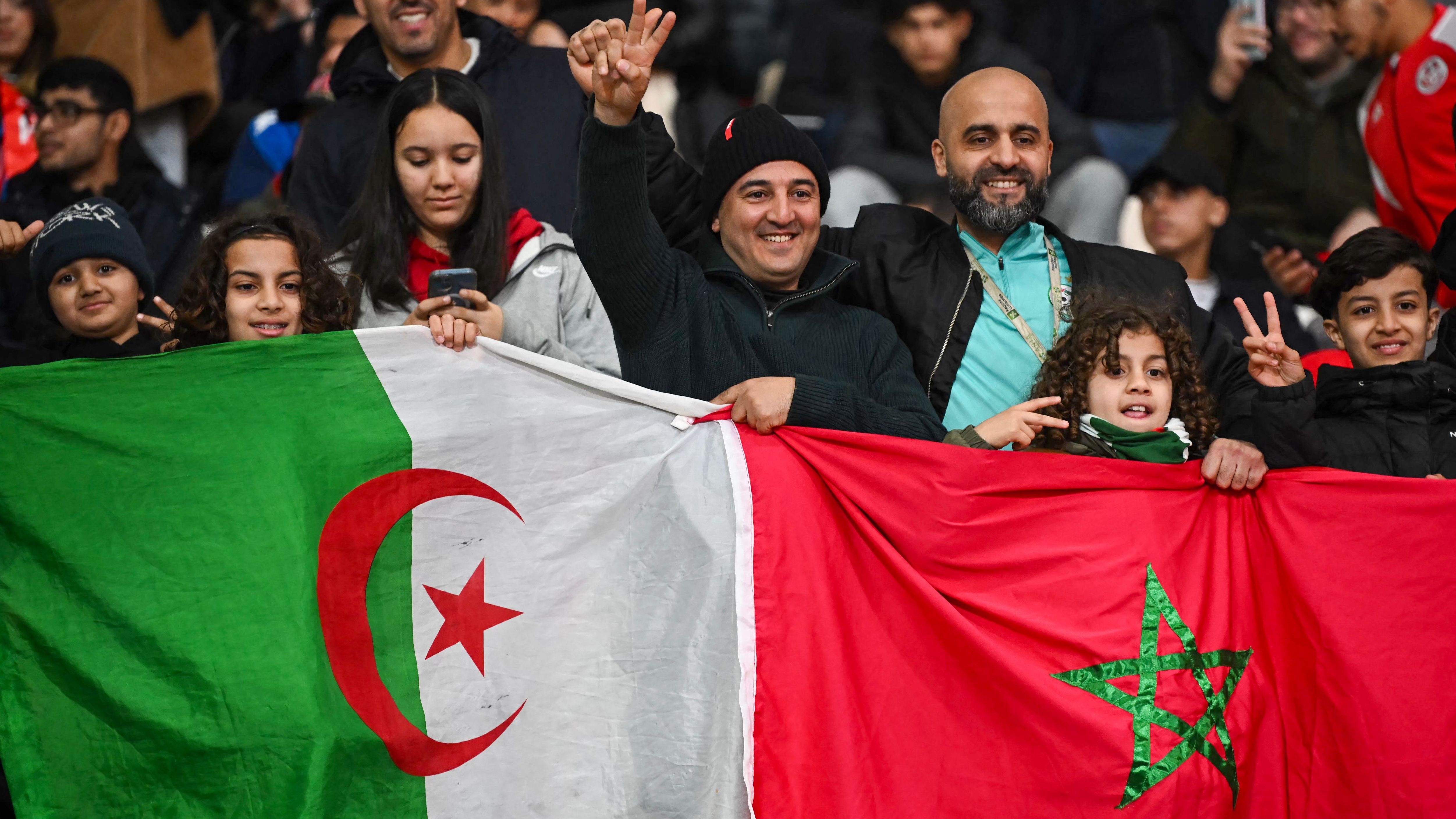 جدل علم المغرب على قميص فرحاني يثير عاصفة انتقادات في مواجهة اتحاد العاصمة