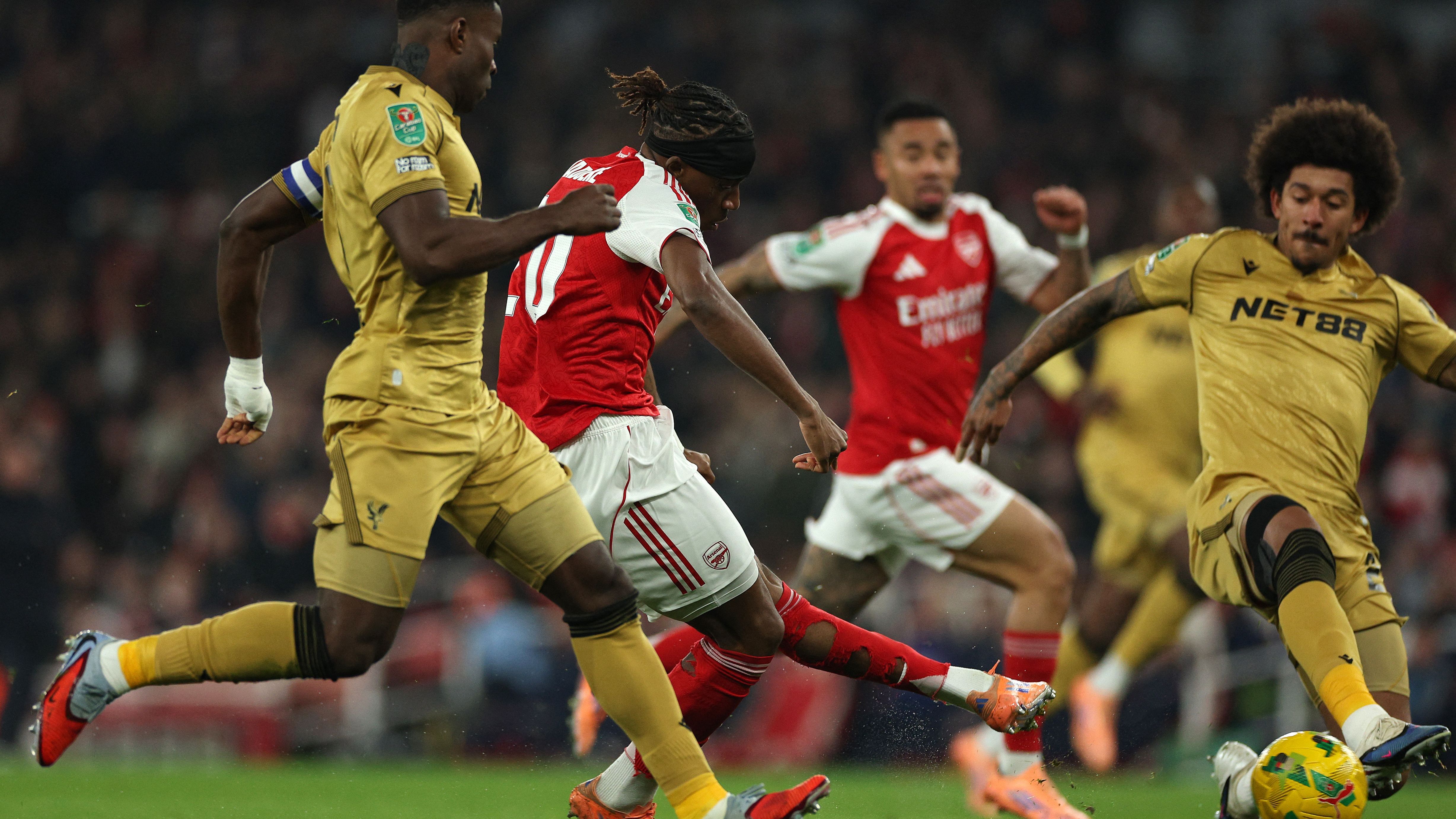 FBL-ENG-LCUP-ARSENAL-CRYSTAL PALACE