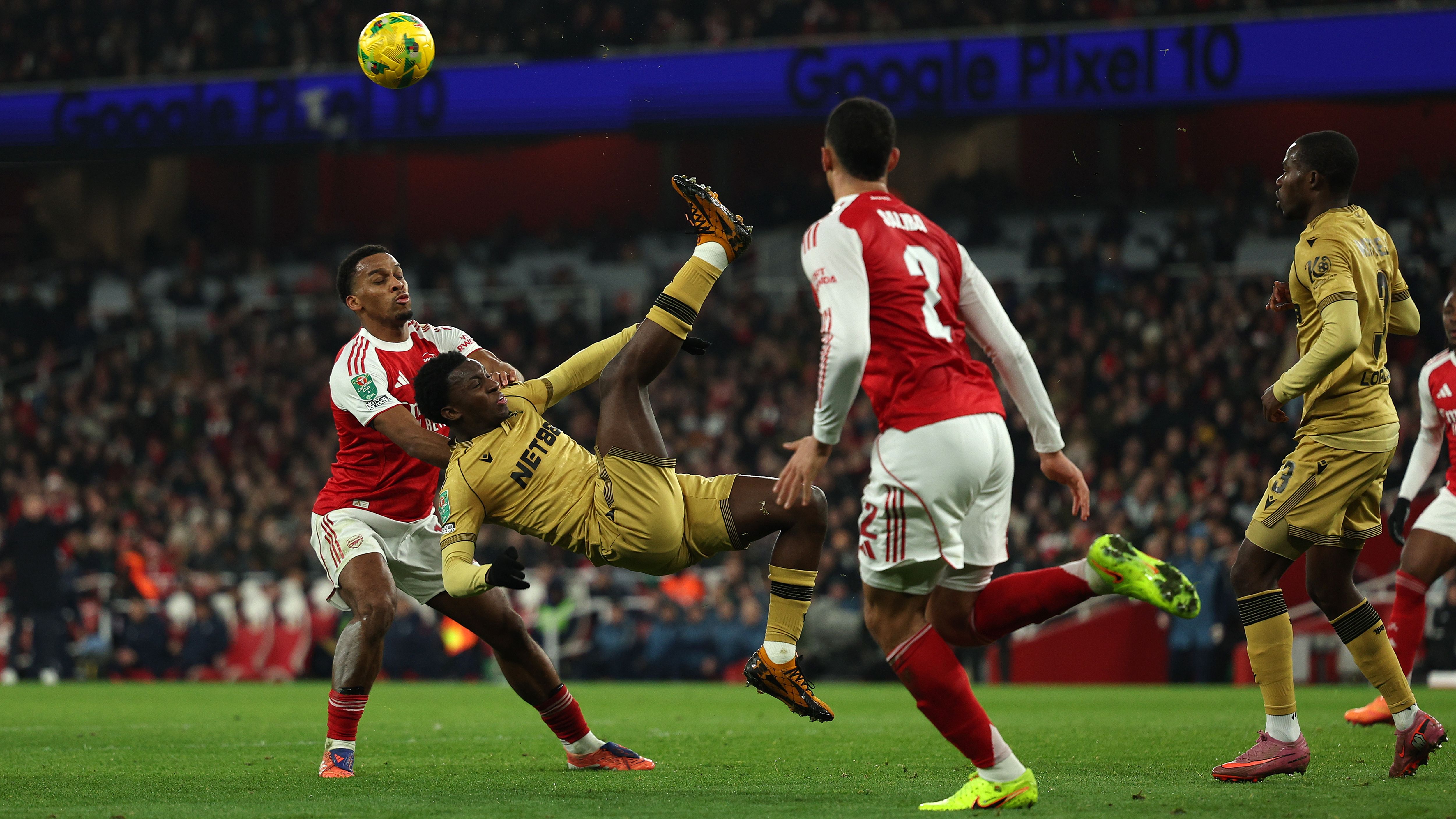 FBL-ENG-LCUP-ARSENAL-CRYSTAL PALACE