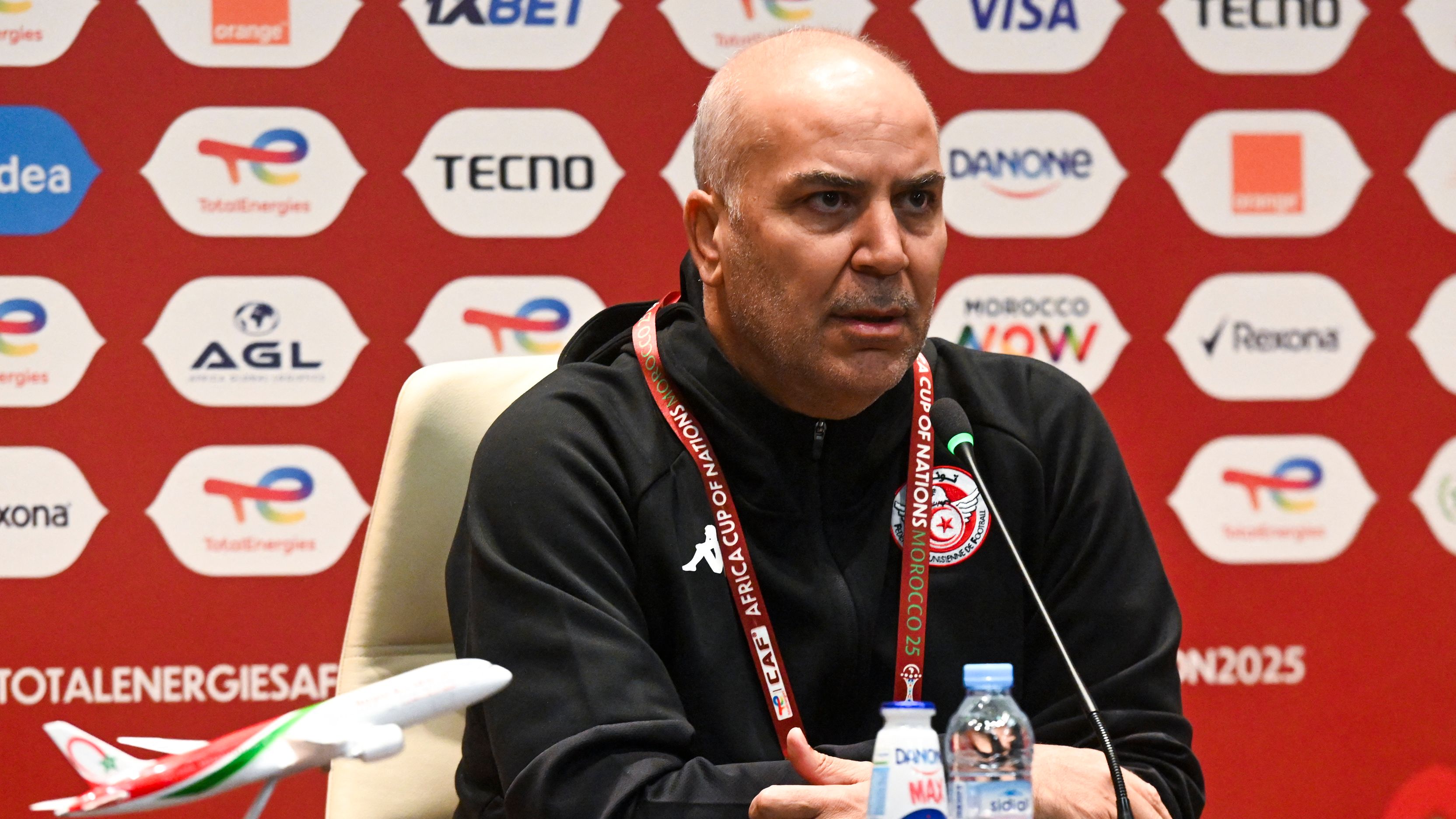 CONFERANCE-MATCH17-NIG-TUN