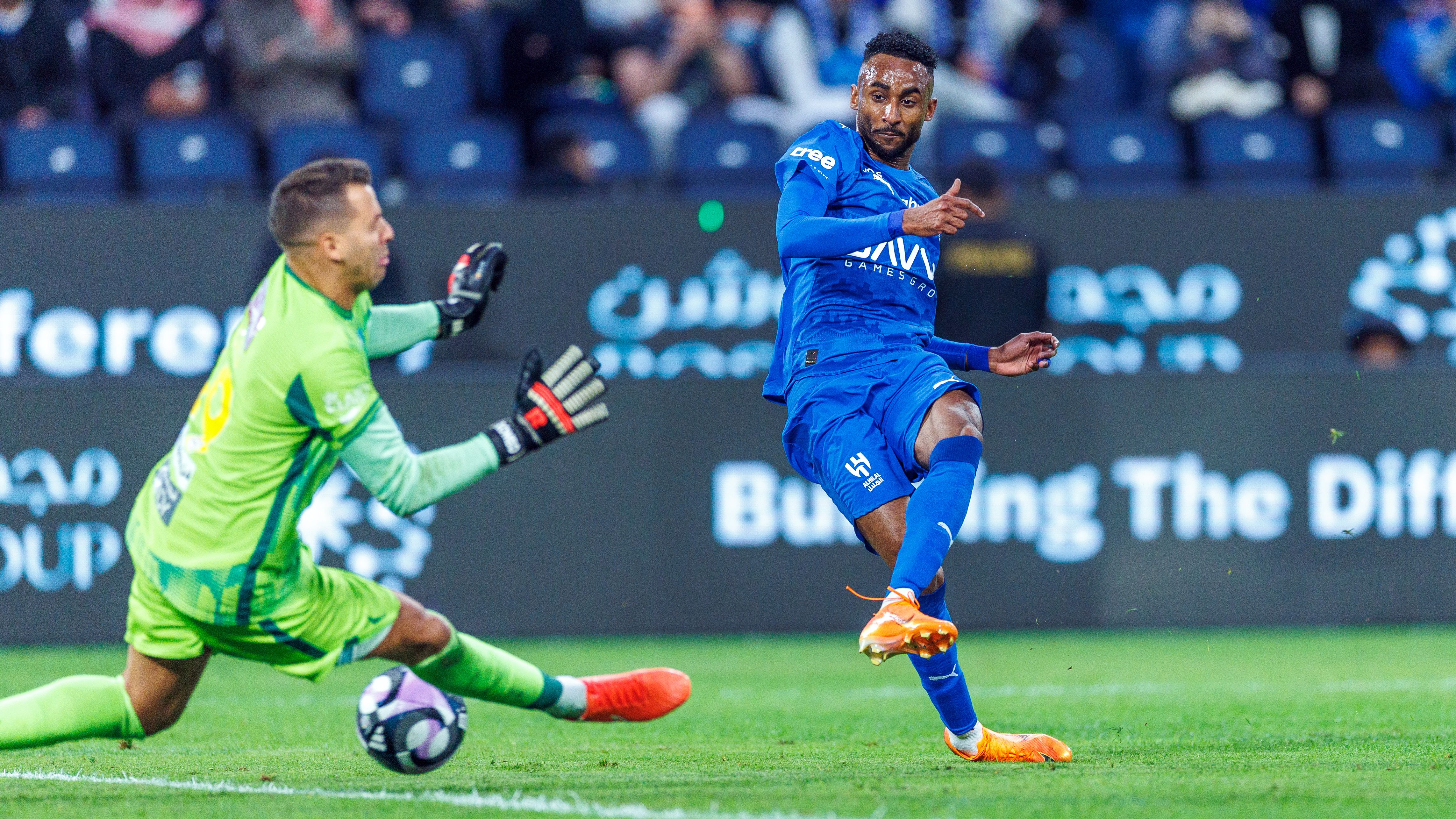 الهلال يبدأ بداية نارية ويتقدم 3-0 على الخلود في الدوري السعودي