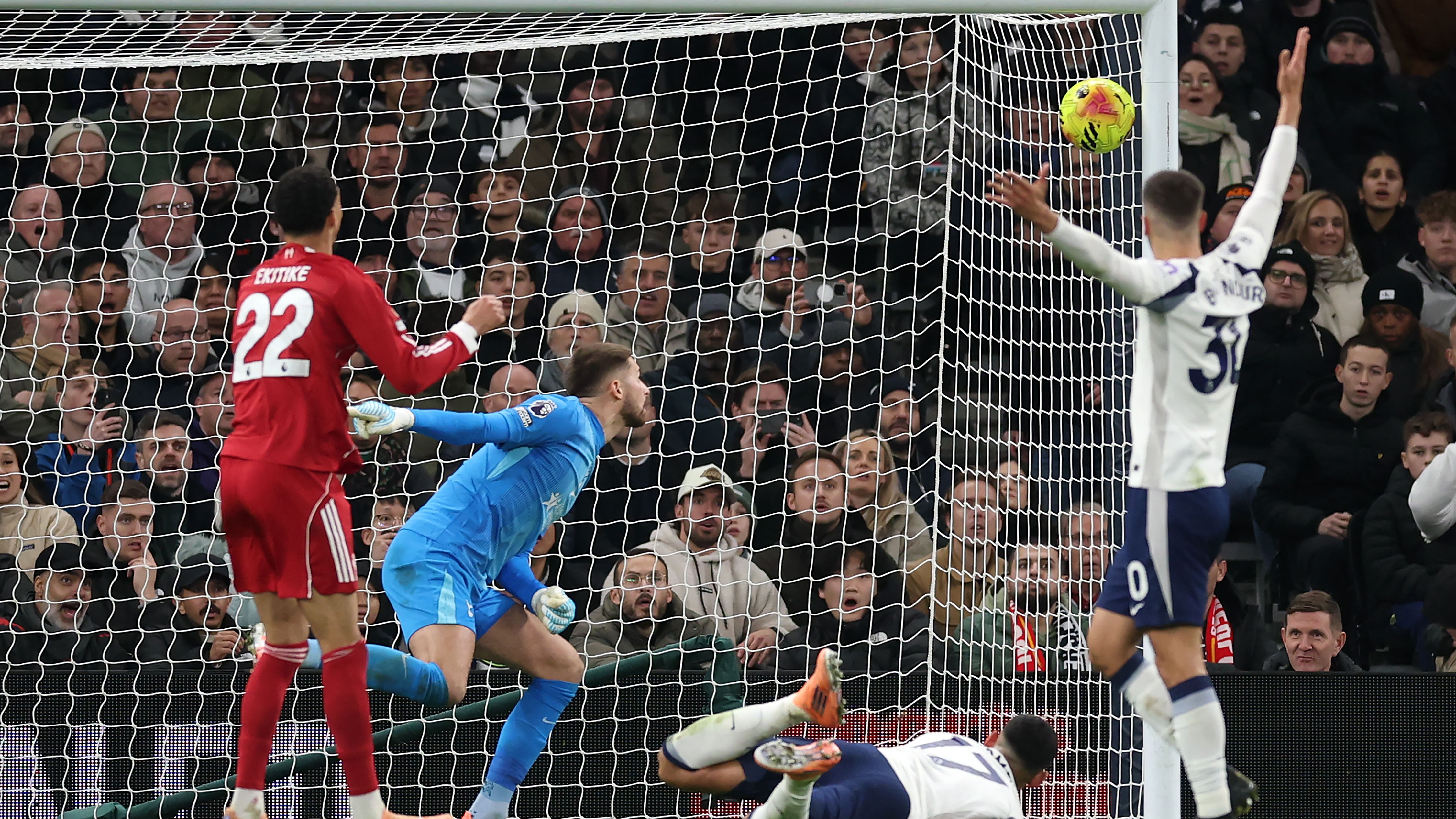 Tottenham Hotspur v Liverpool - Premier League