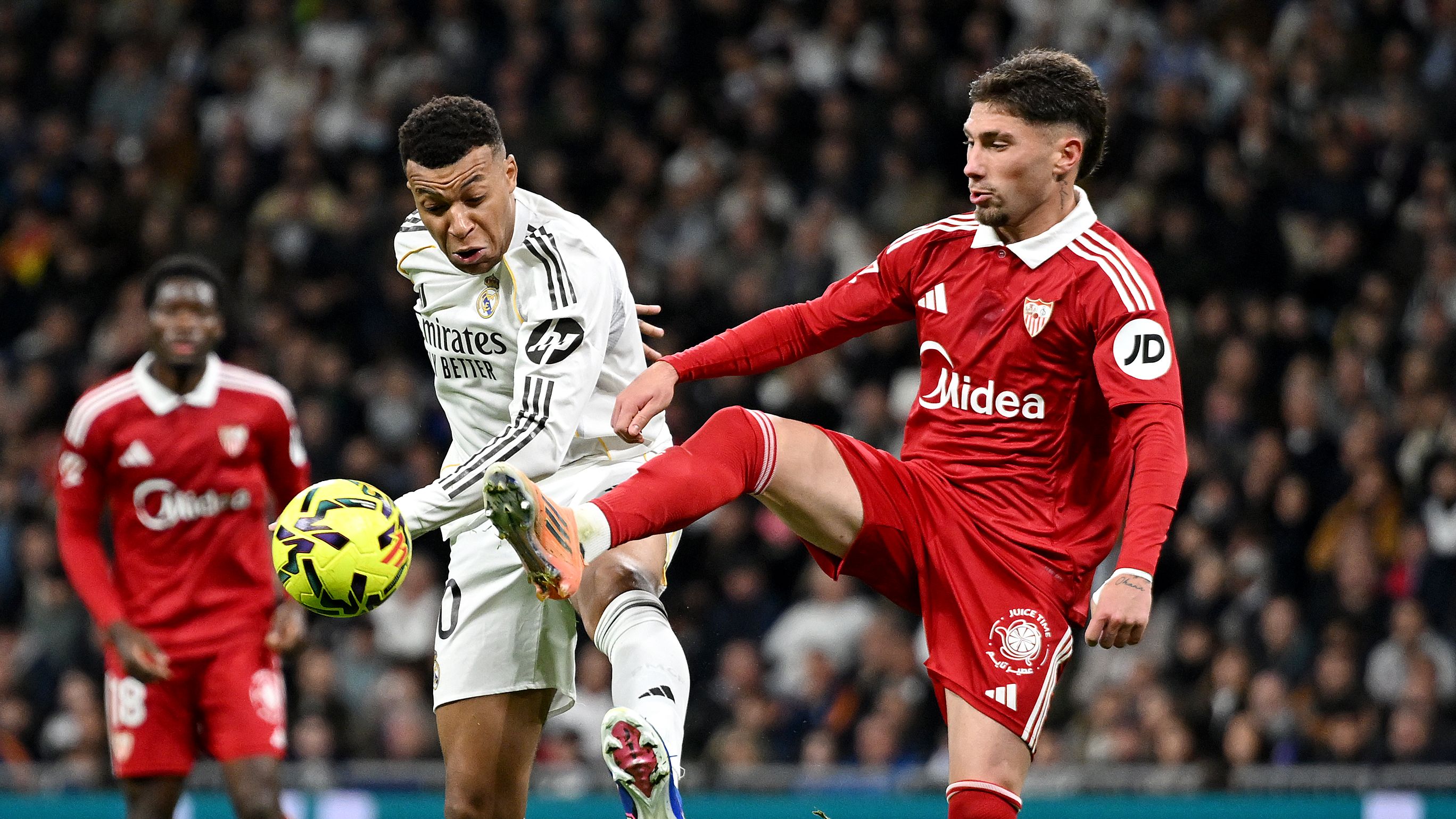 Real Madrid CF v Sevilla FC - LaLiga EA Sports