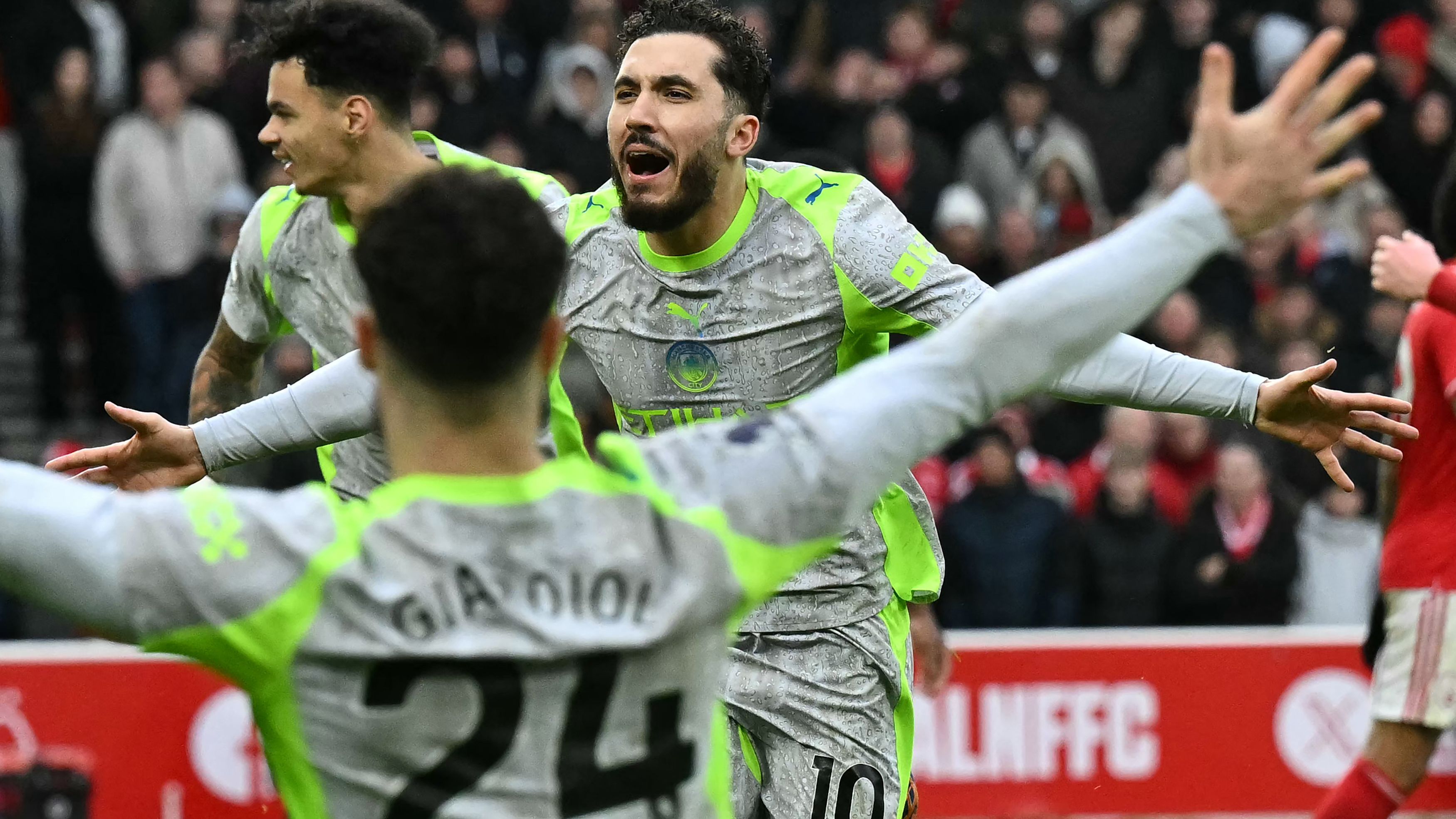 FBL-ENG-PR-NOTTINGHAM FOREST-MAN CITY