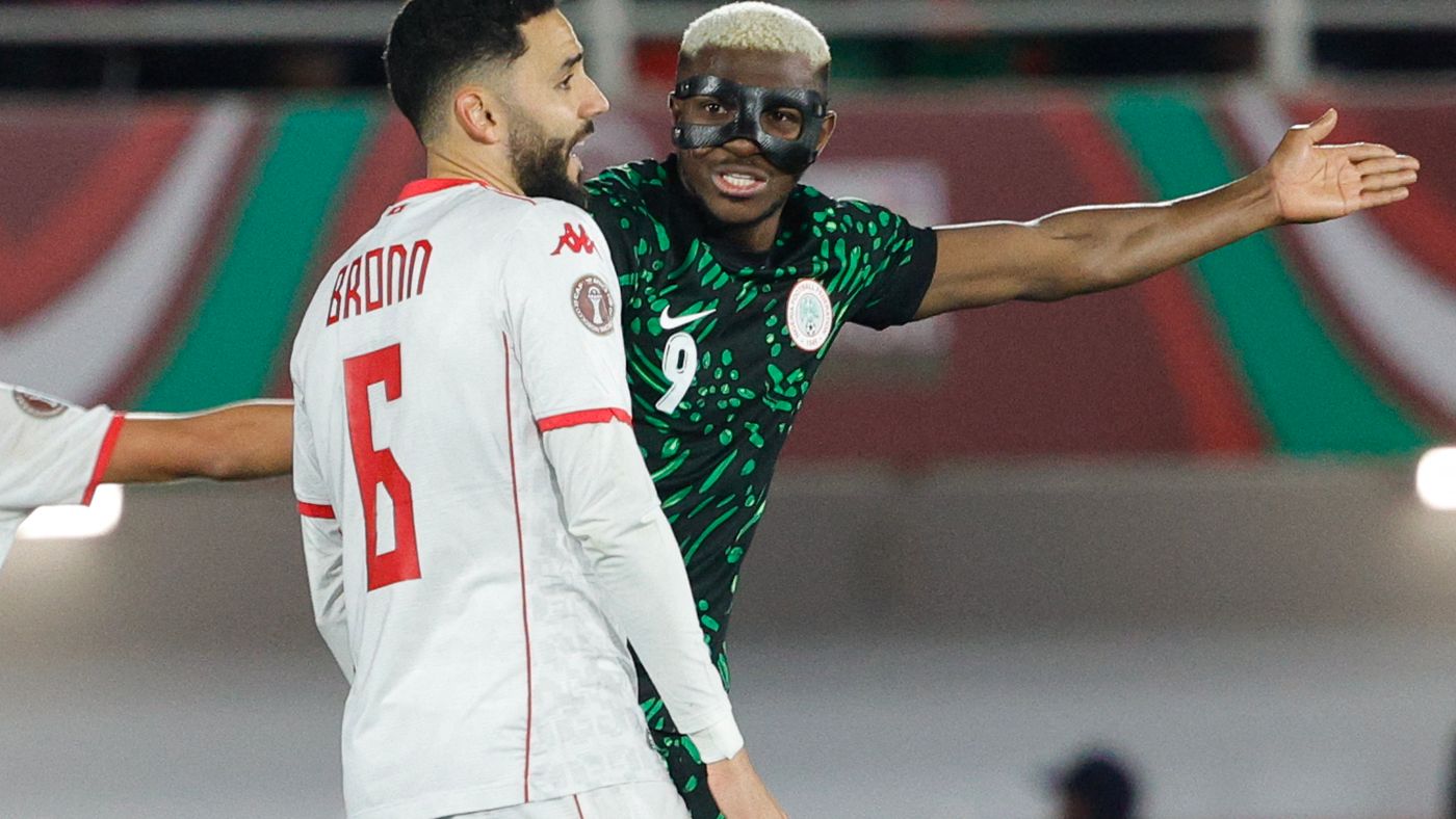 الشوالي مهاجمًا نسور قرطاج: لسنا طليان إفريقيا.. وانظروا إلى مصر!