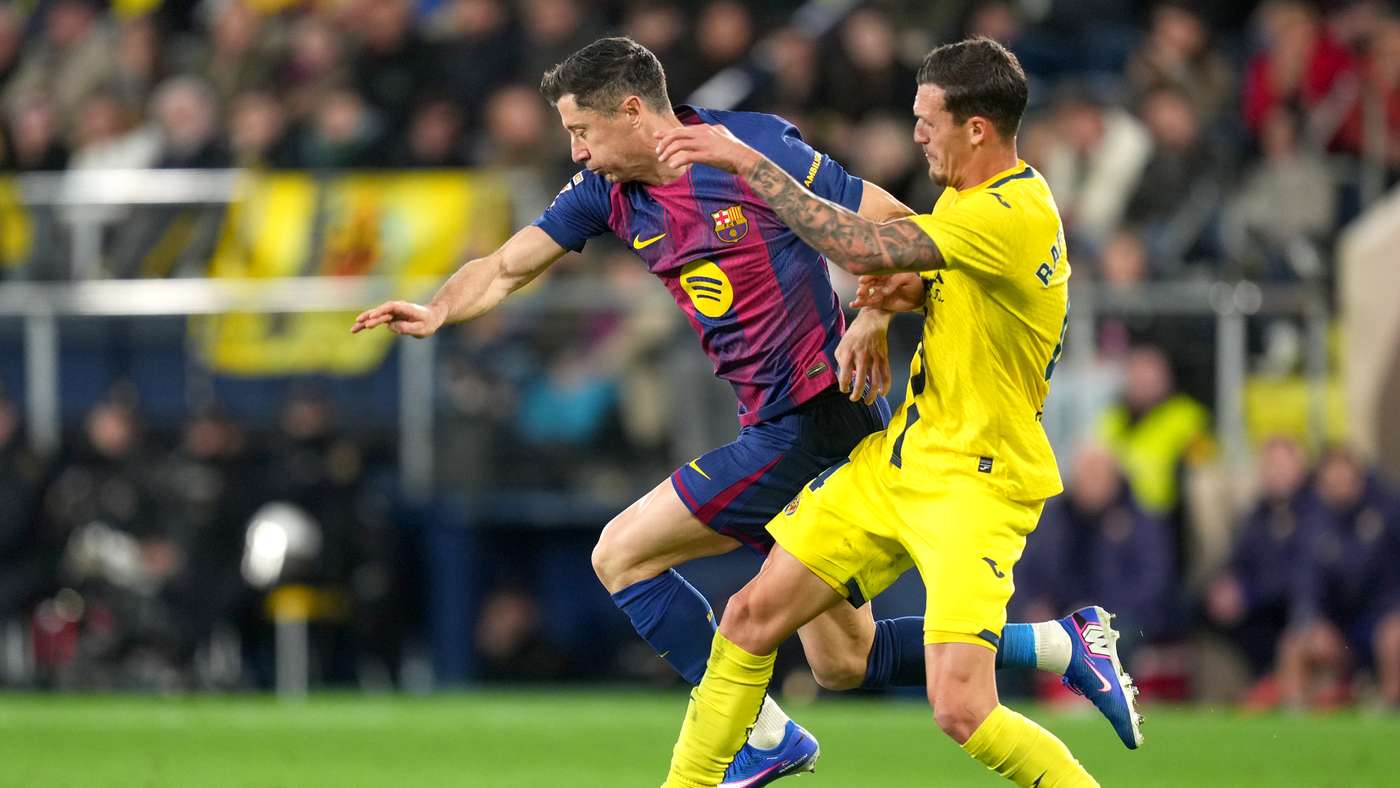 Villarreal CF v FC Barcelona - LaLiga EA Sports