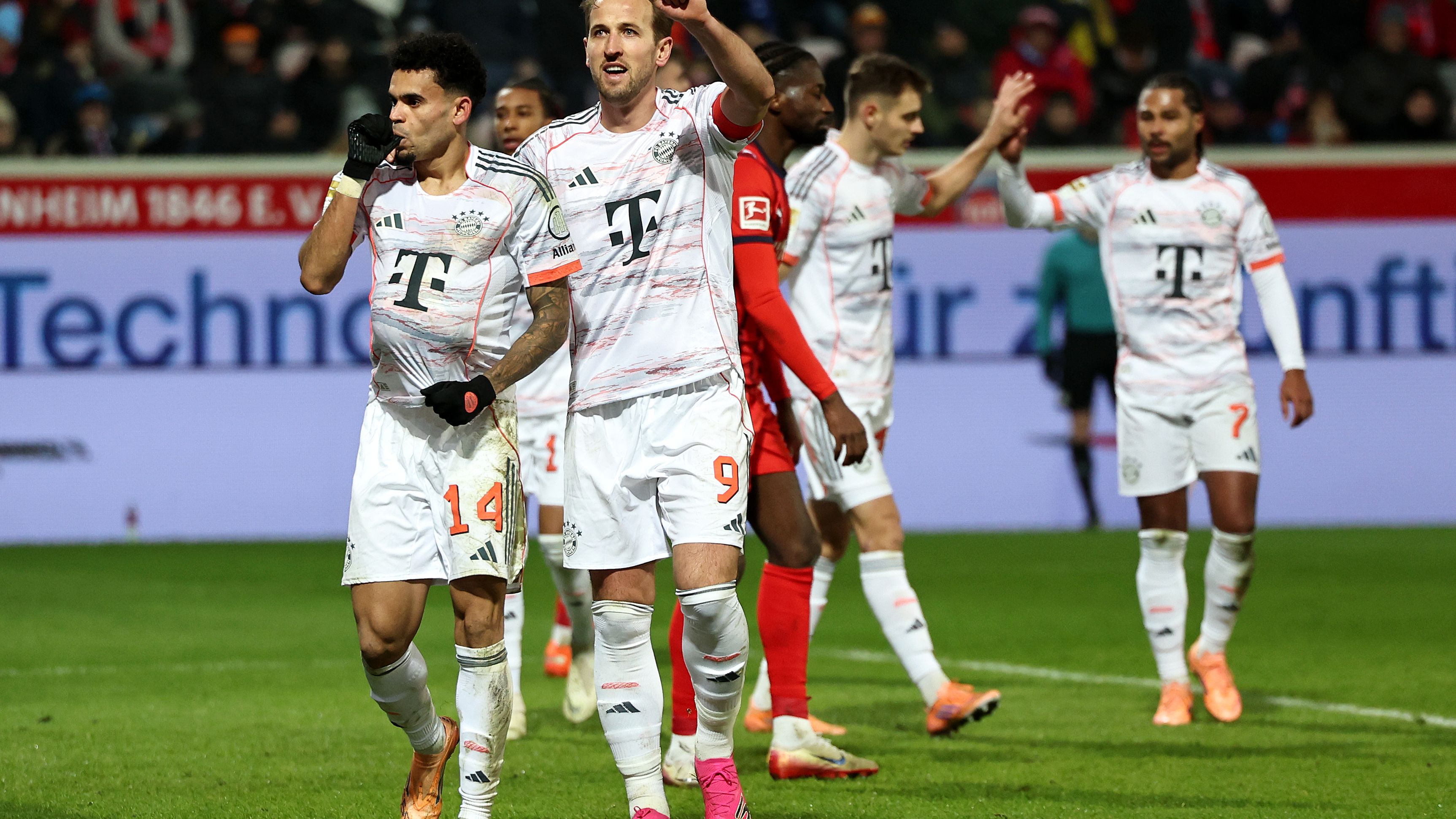 1. FC Heidenheim 1846 v FC Bayern München - Bundesliga