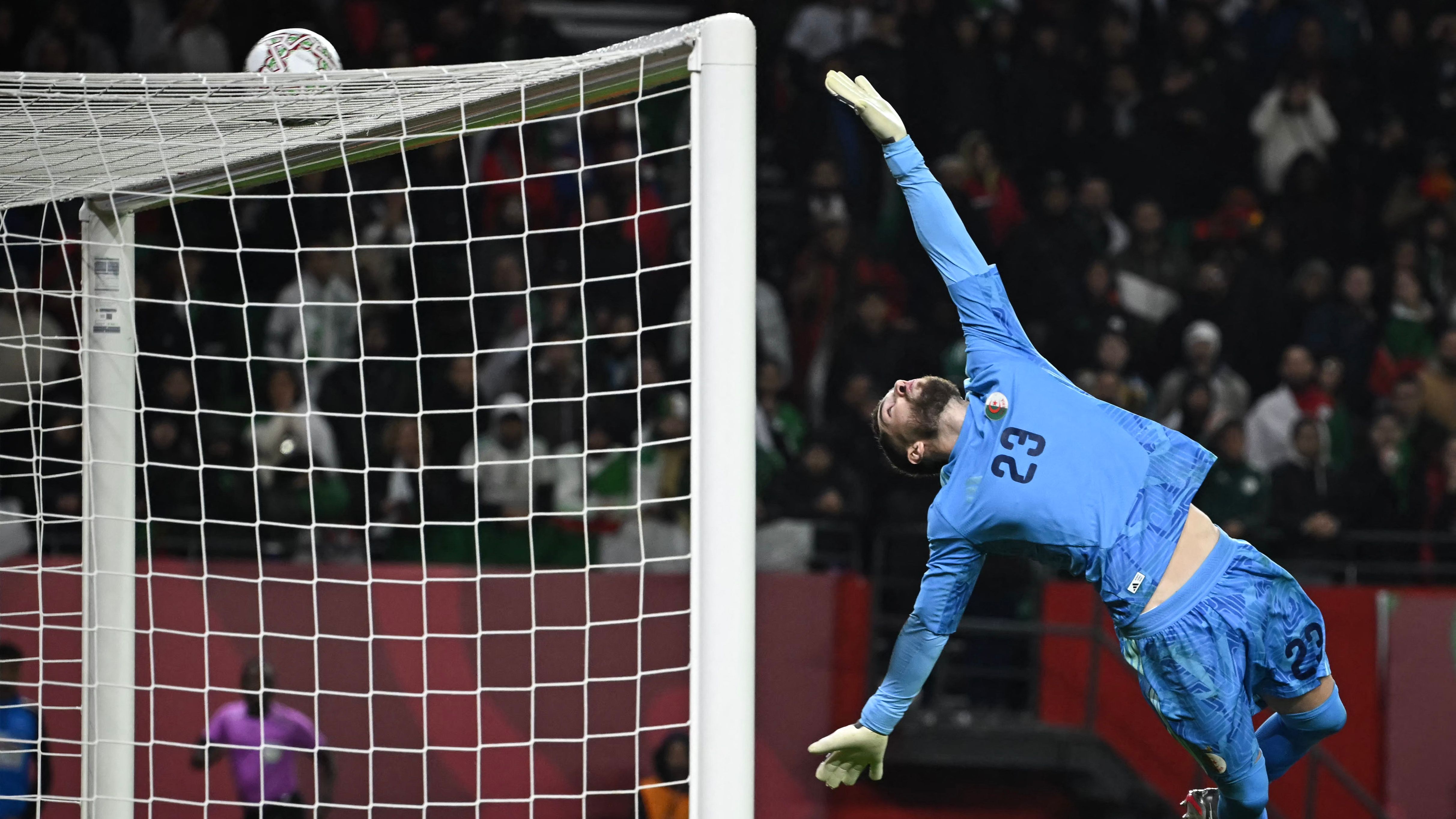 TOPSHOT-FBL-AFR-2025-MATCH 21-DZA-BFA