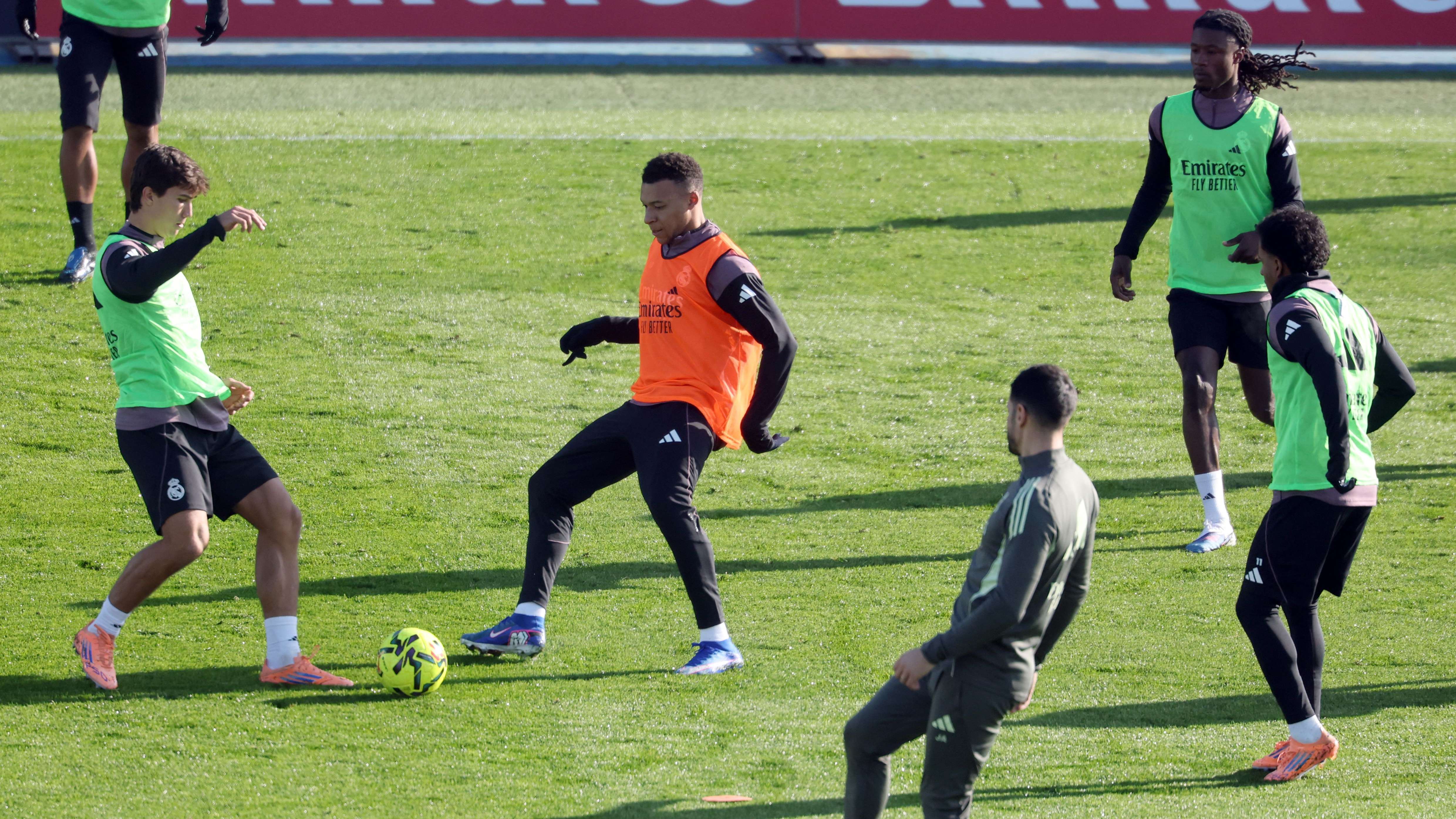 FBL-ESP-LIGA-REAL MADRID-TRAINING