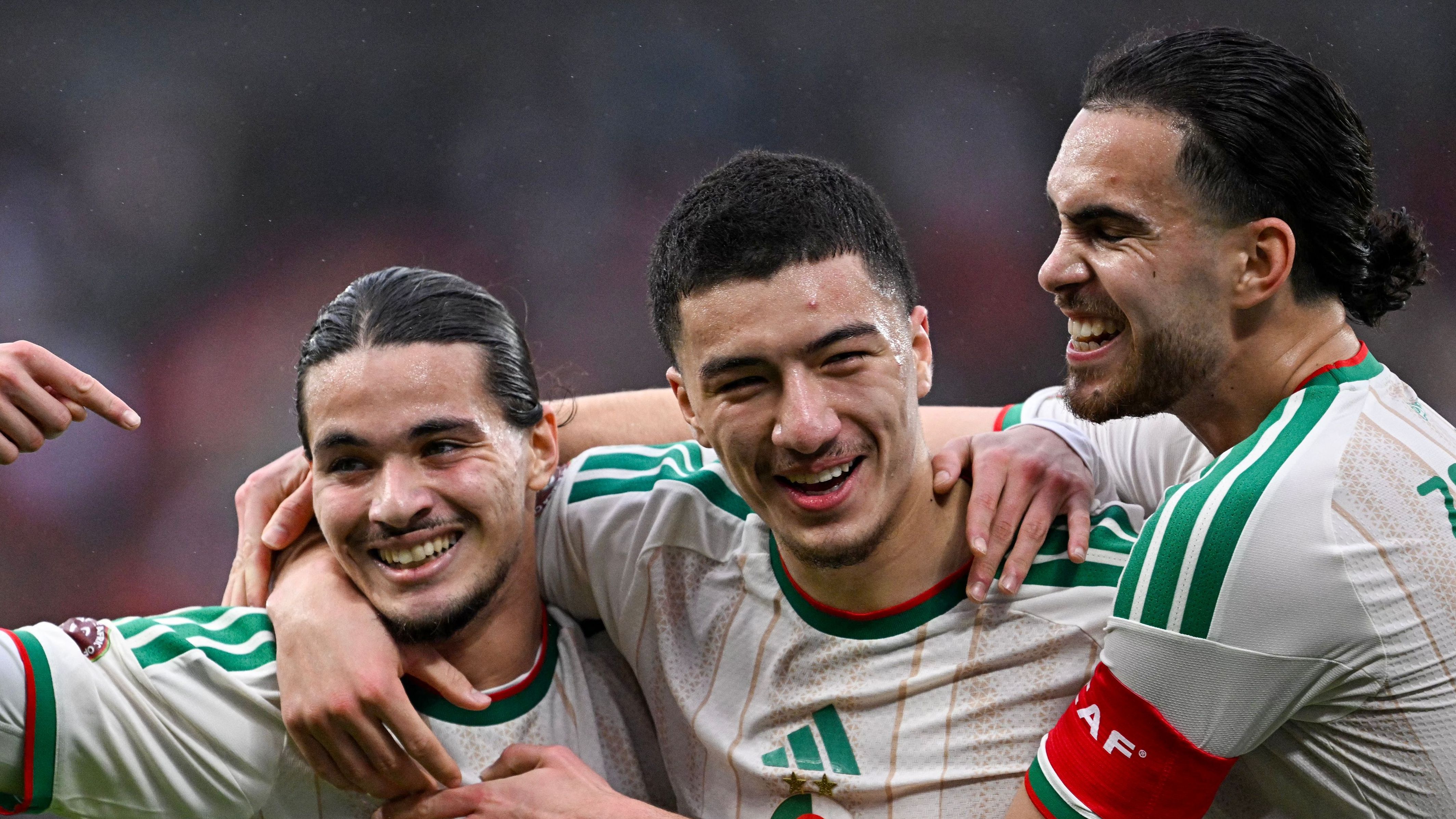 نجم جزائري يقتحم أجندة ليفربول لتعويض صلاح