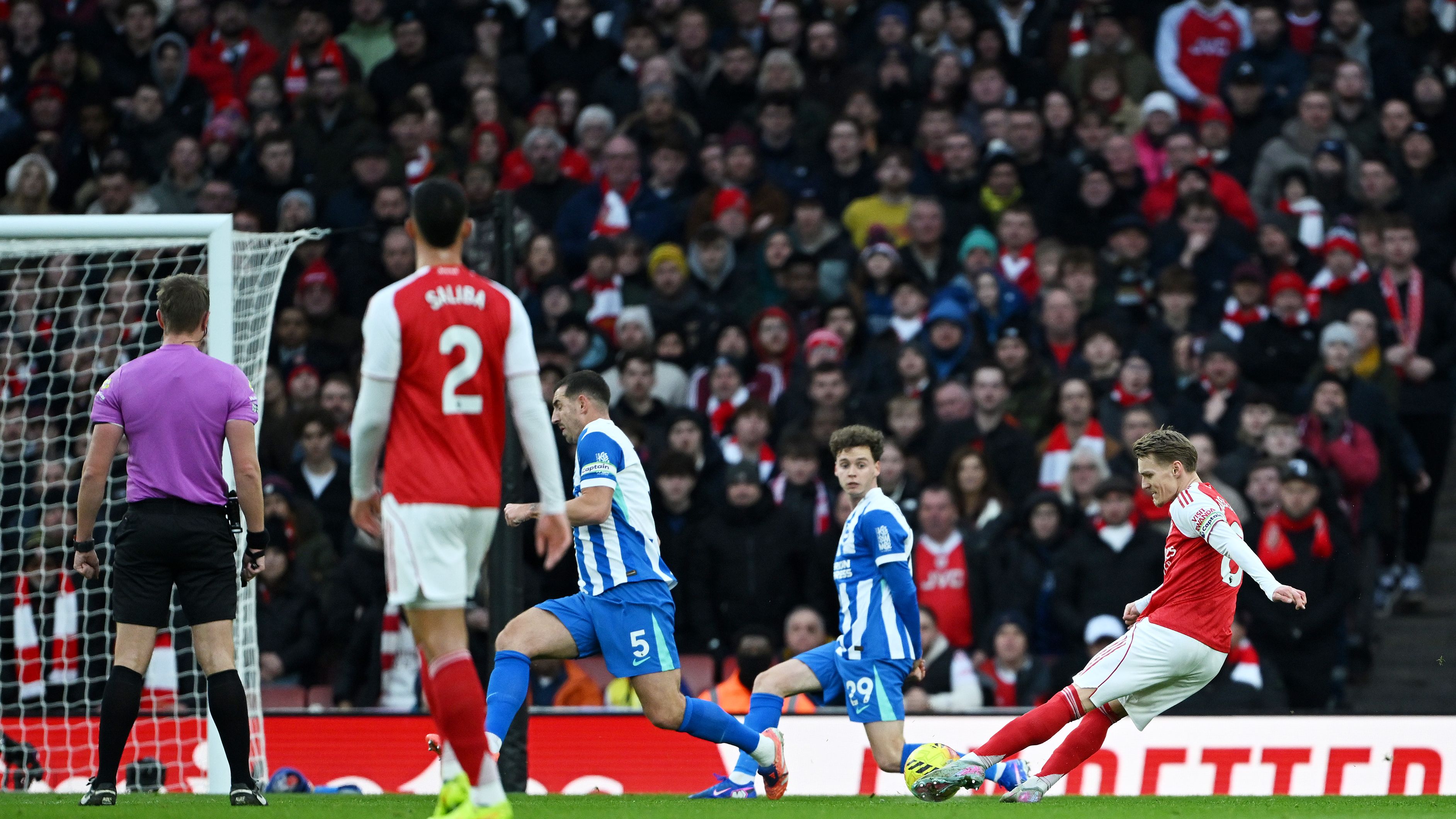 Arsenal v Brighton & Hove Albion - Premier League