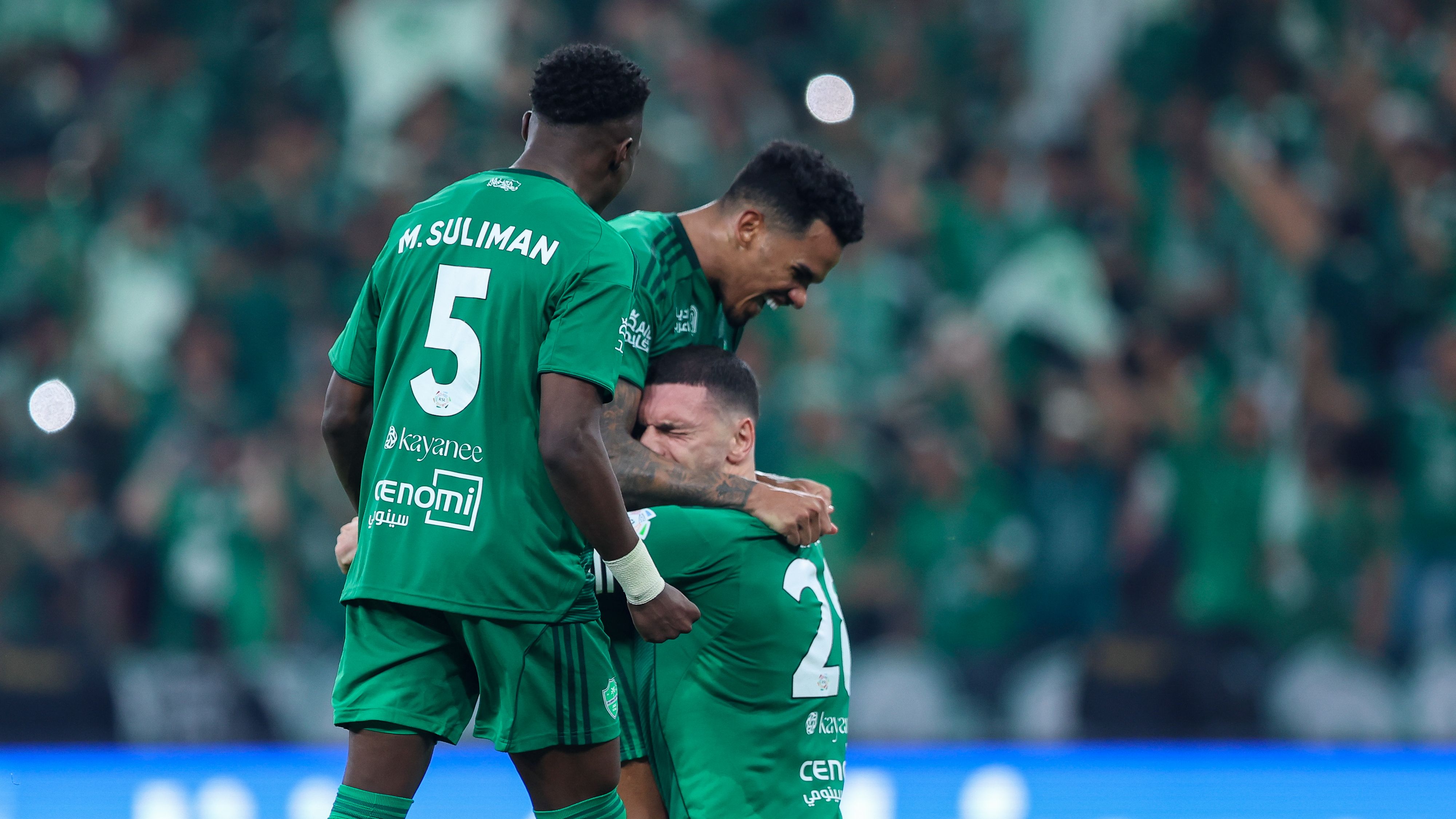الأهلي يفقد صالح أبو الشامات قبل الكلاسيكو ضد الهلال في كأس الملك