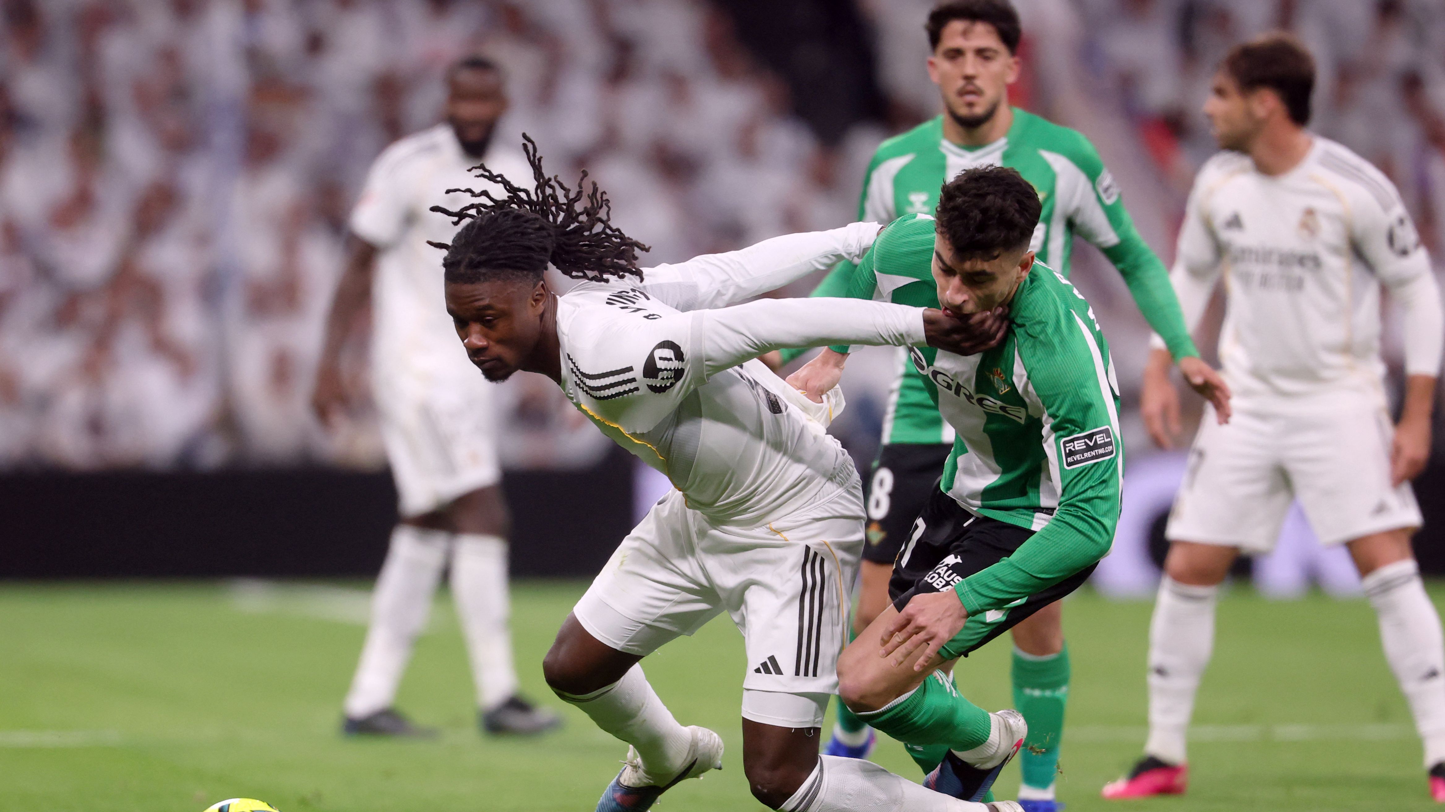 CORRECTION / FBL-ESP-LIGA-REAL MADRID-BETIS