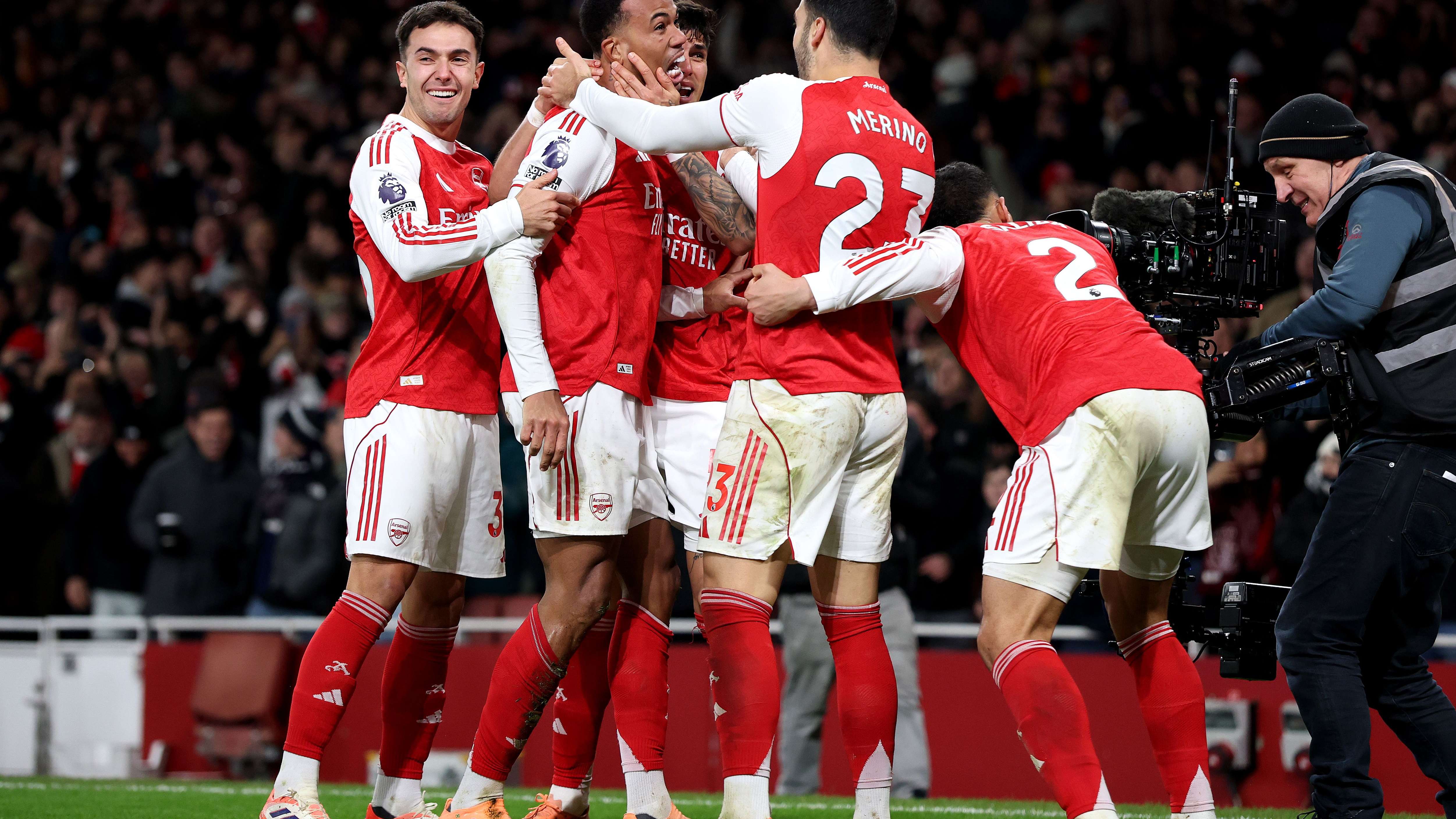 Arsenal v Aston Villa - Premier League