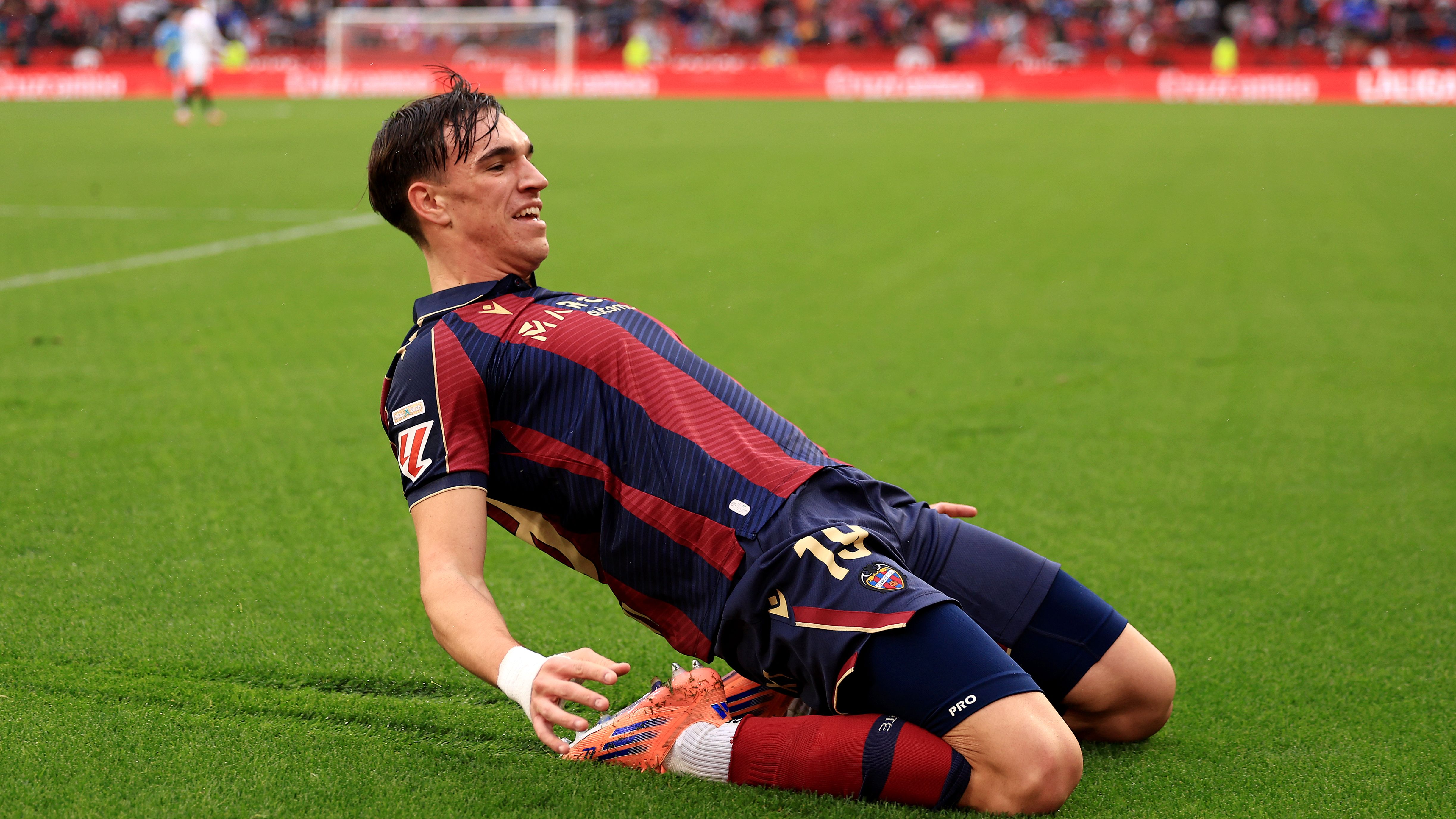 Sevilla FC v Levante UD - LaLiga EA Sports