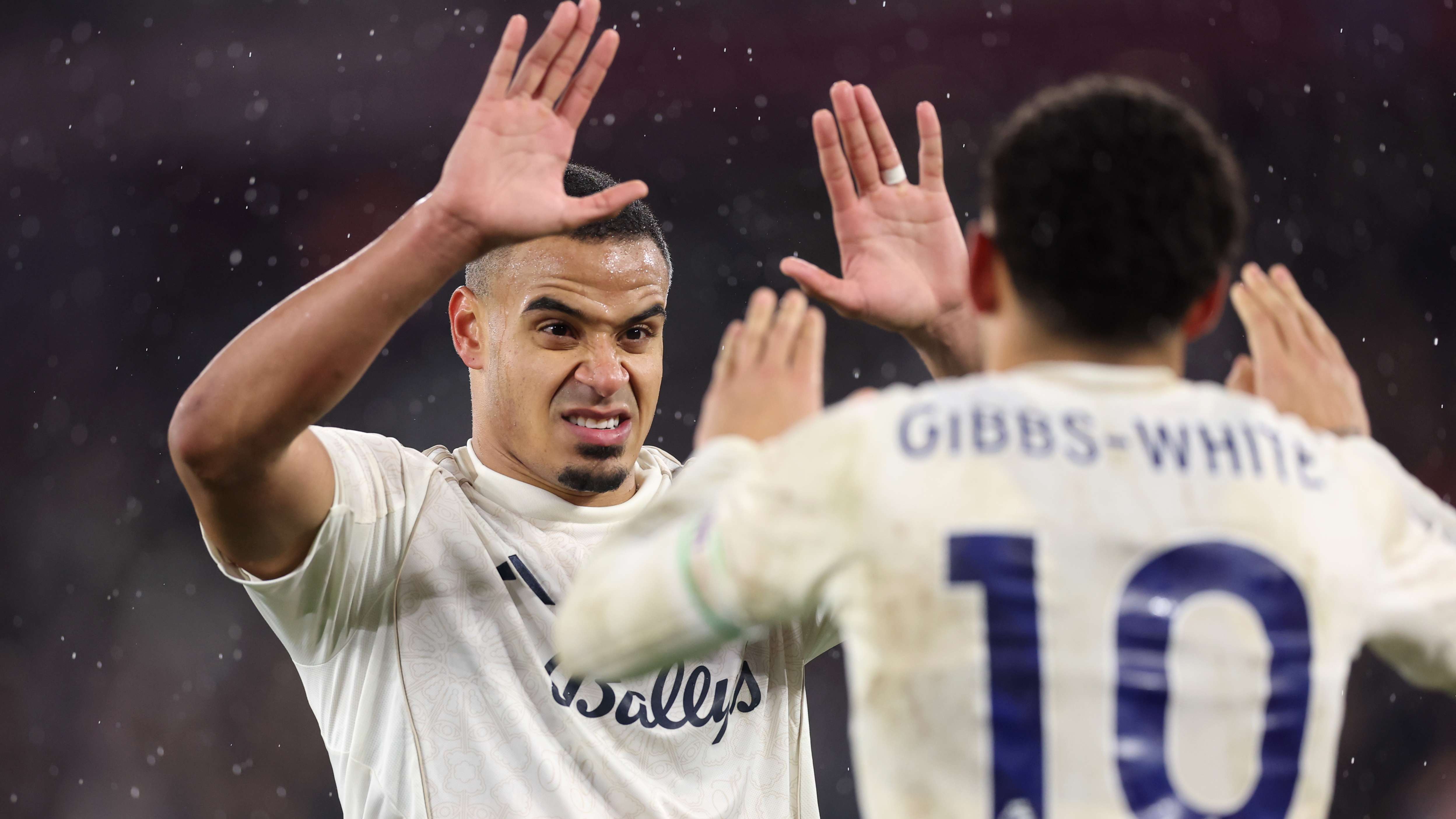 West Ham United v Nottingham Forest - Premier League