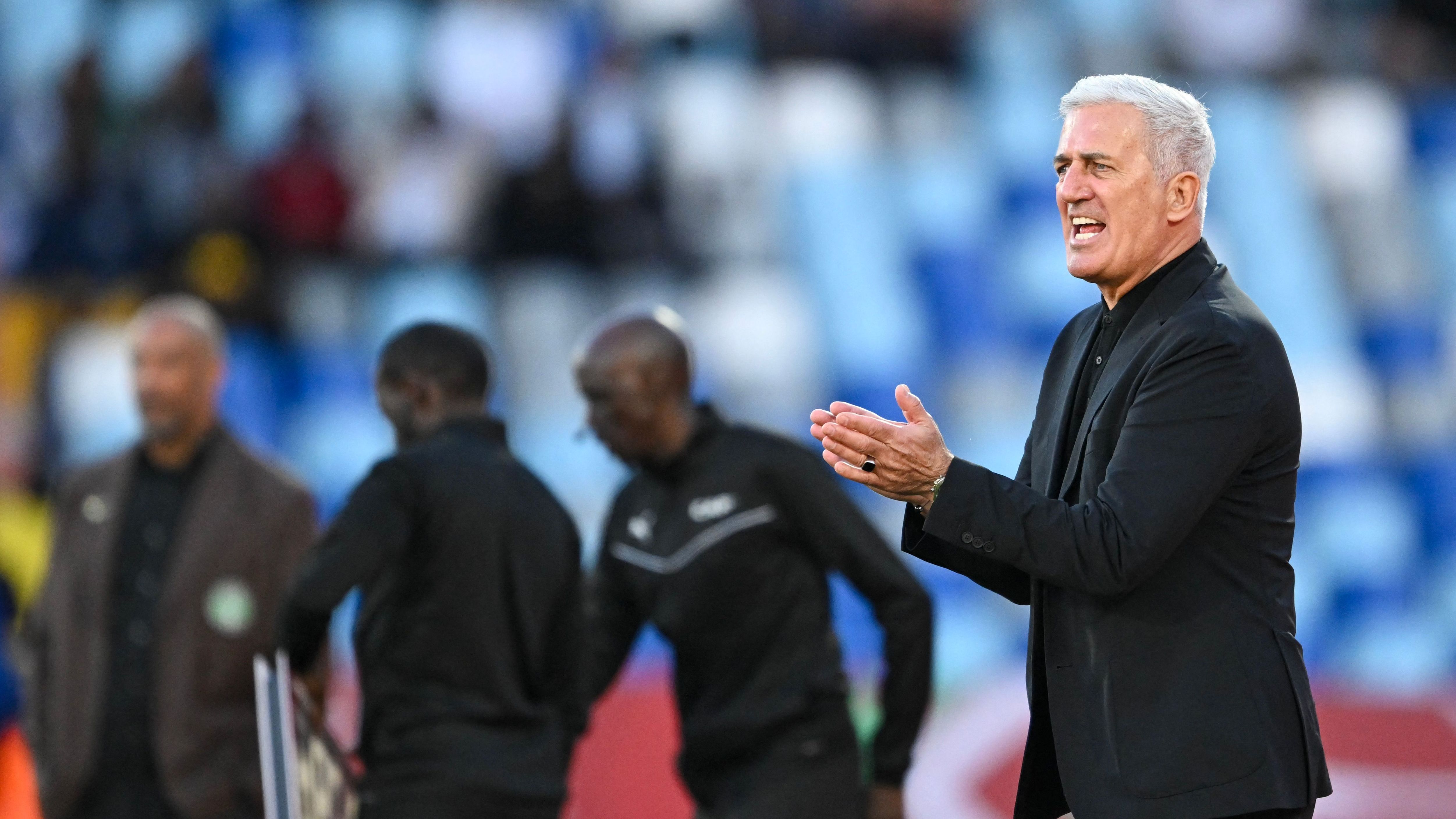 Algeria CAN 2025 Petkovic Tebboune photo