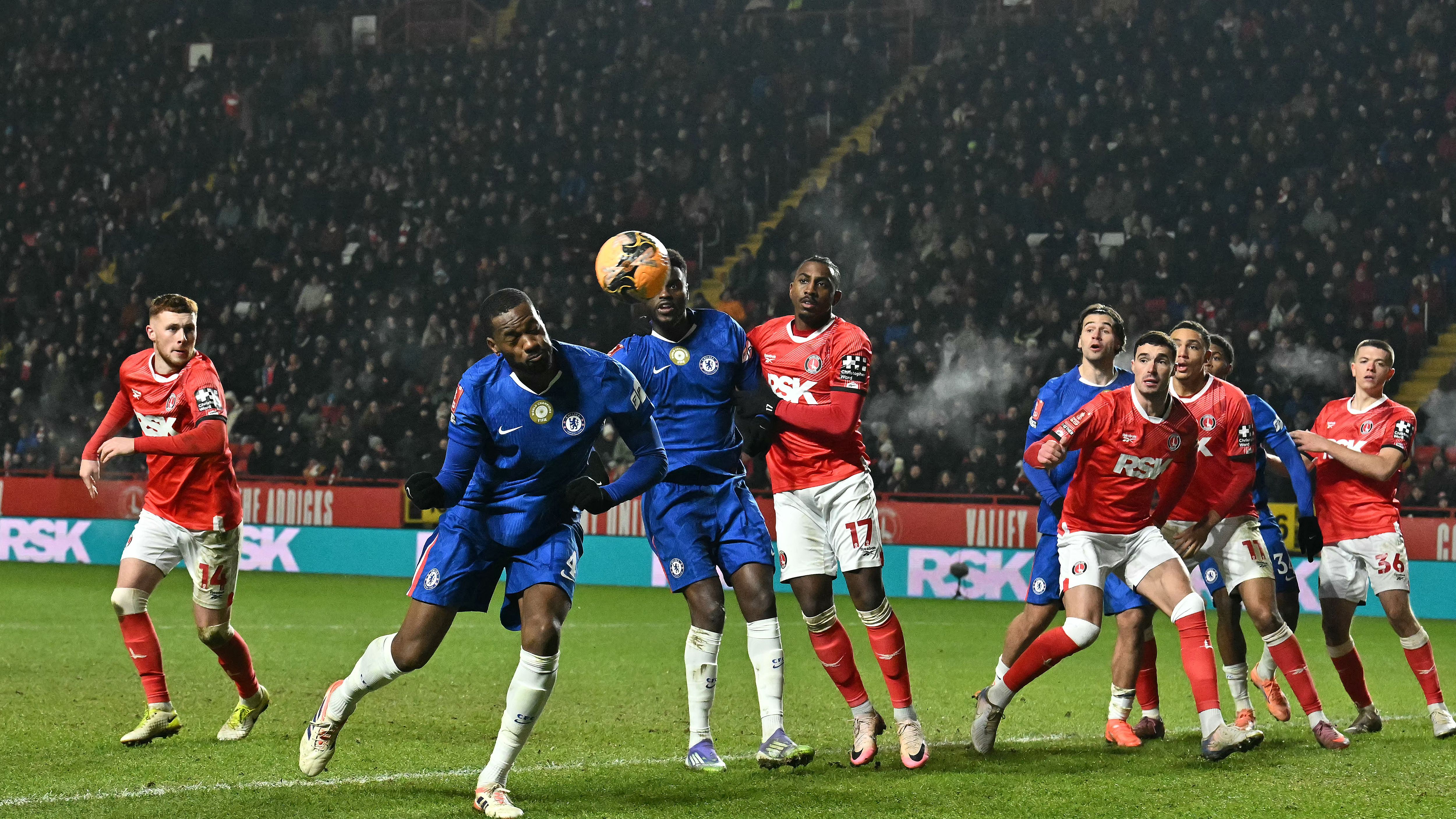 FBL-ENG-FACUP-CHARLTON-CHELSEA