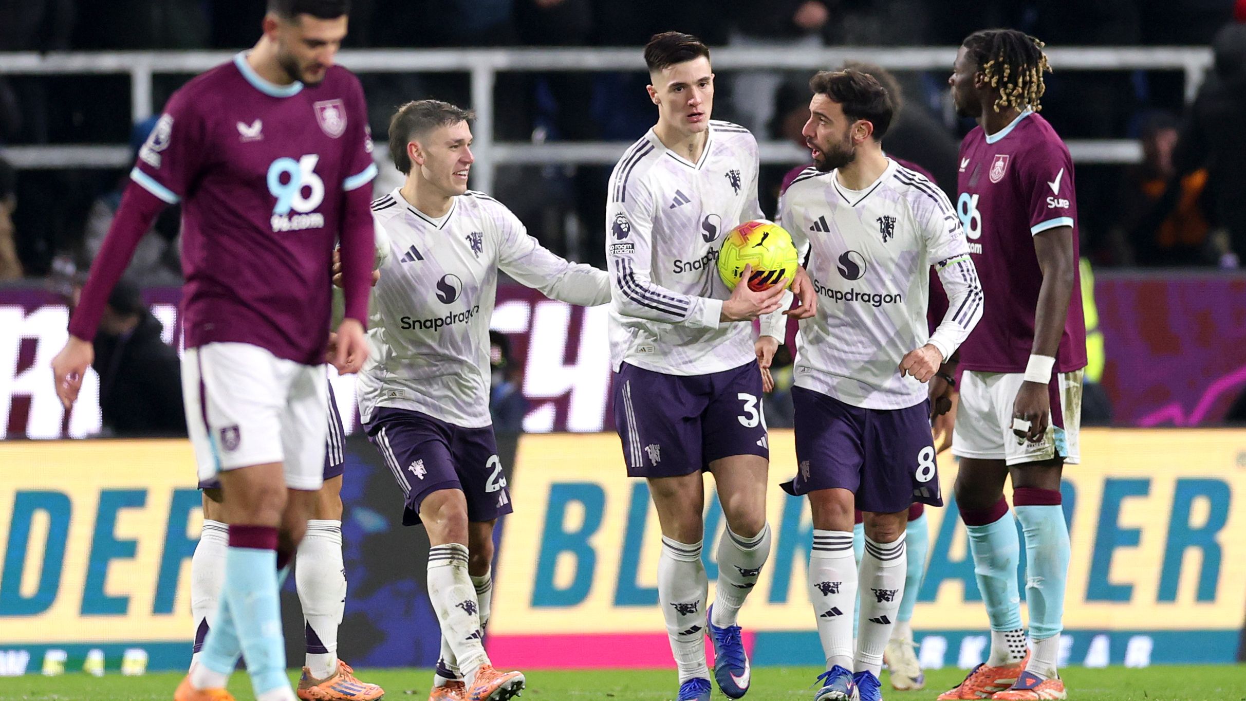 Burnley v Manchester United - Premier League