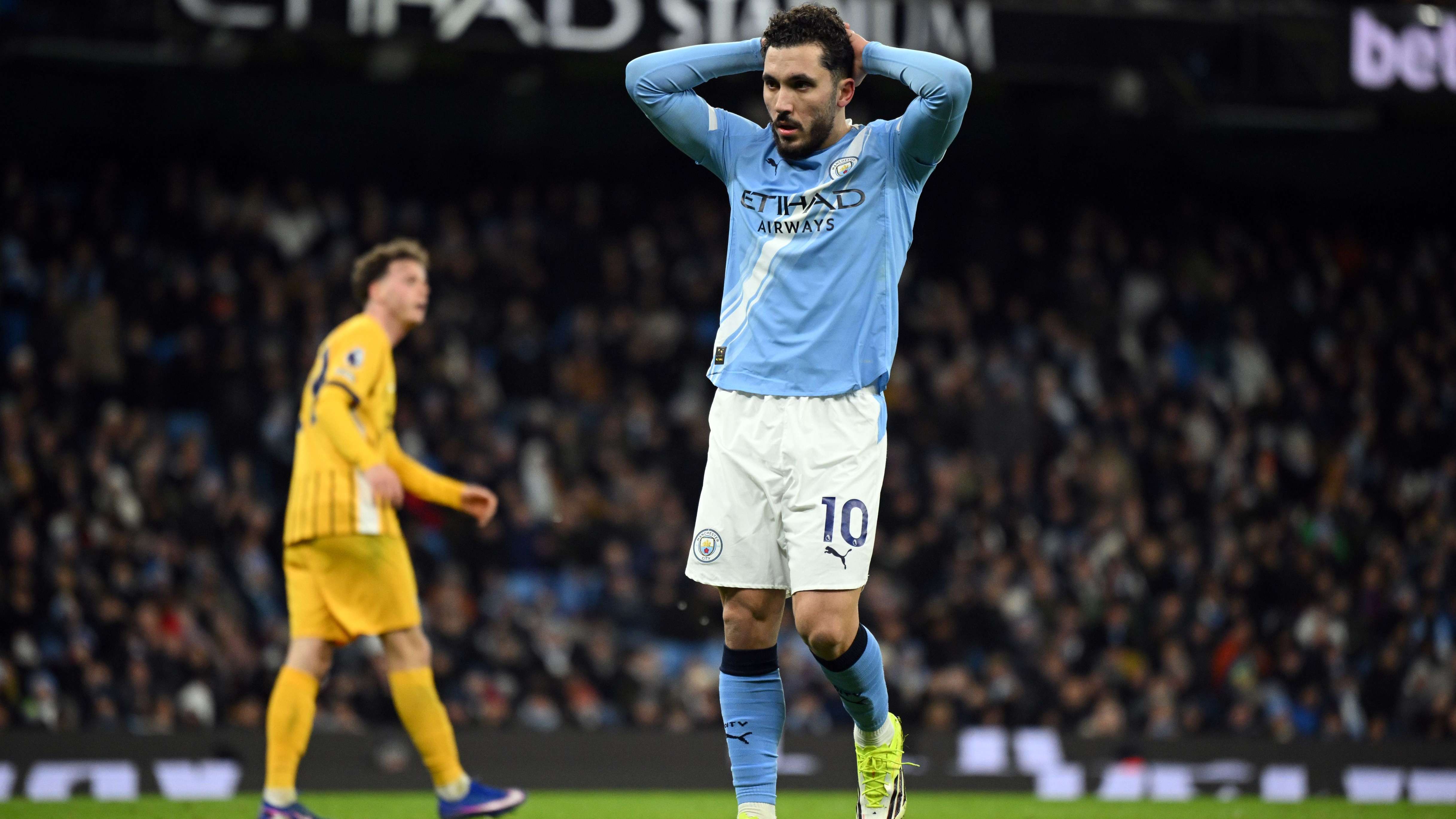 Manchester City v Brighton & Hove Albion - Premier League