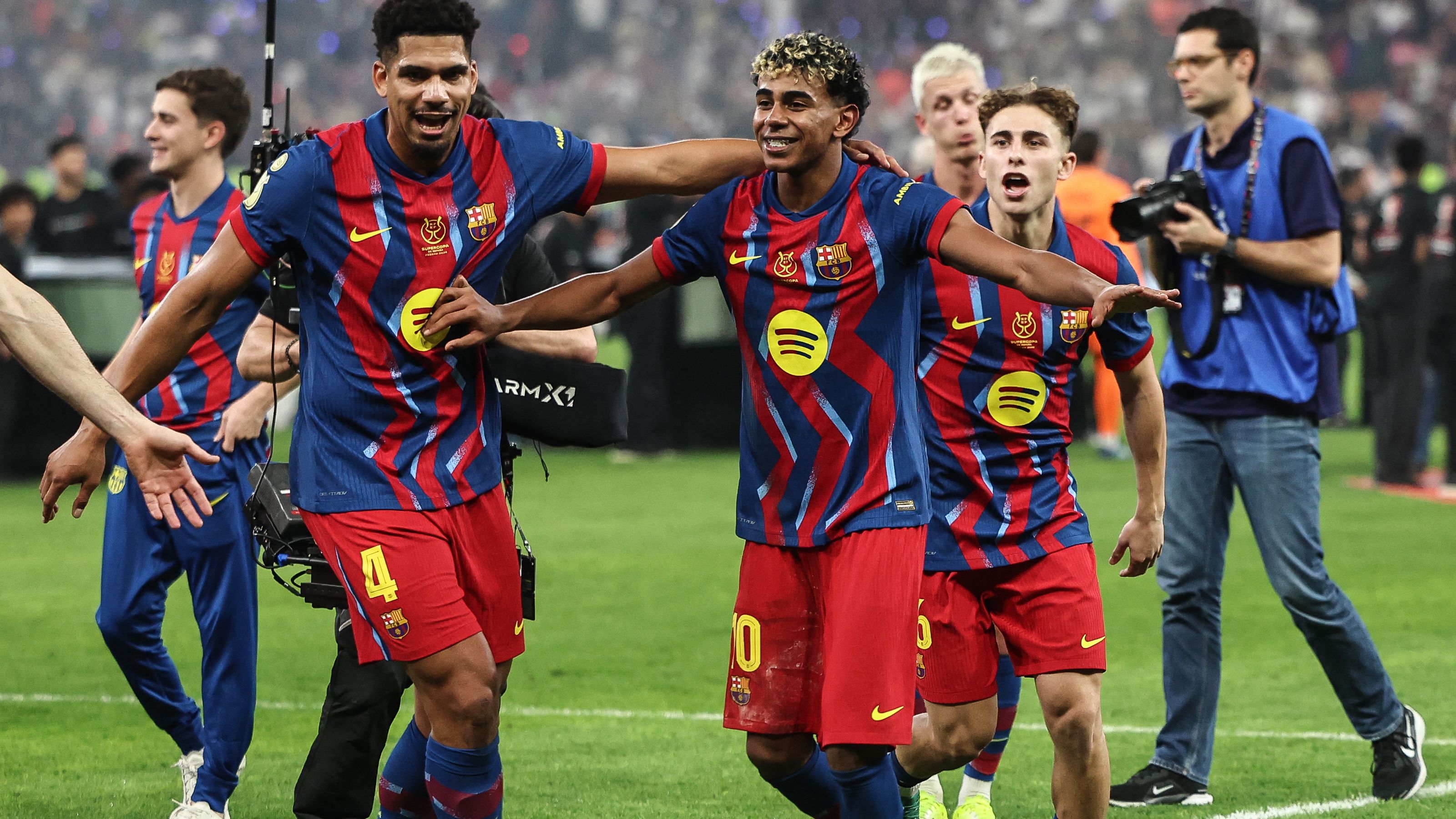 Barcellona Real Madrid festa Supercoppa Spagnola Yamal