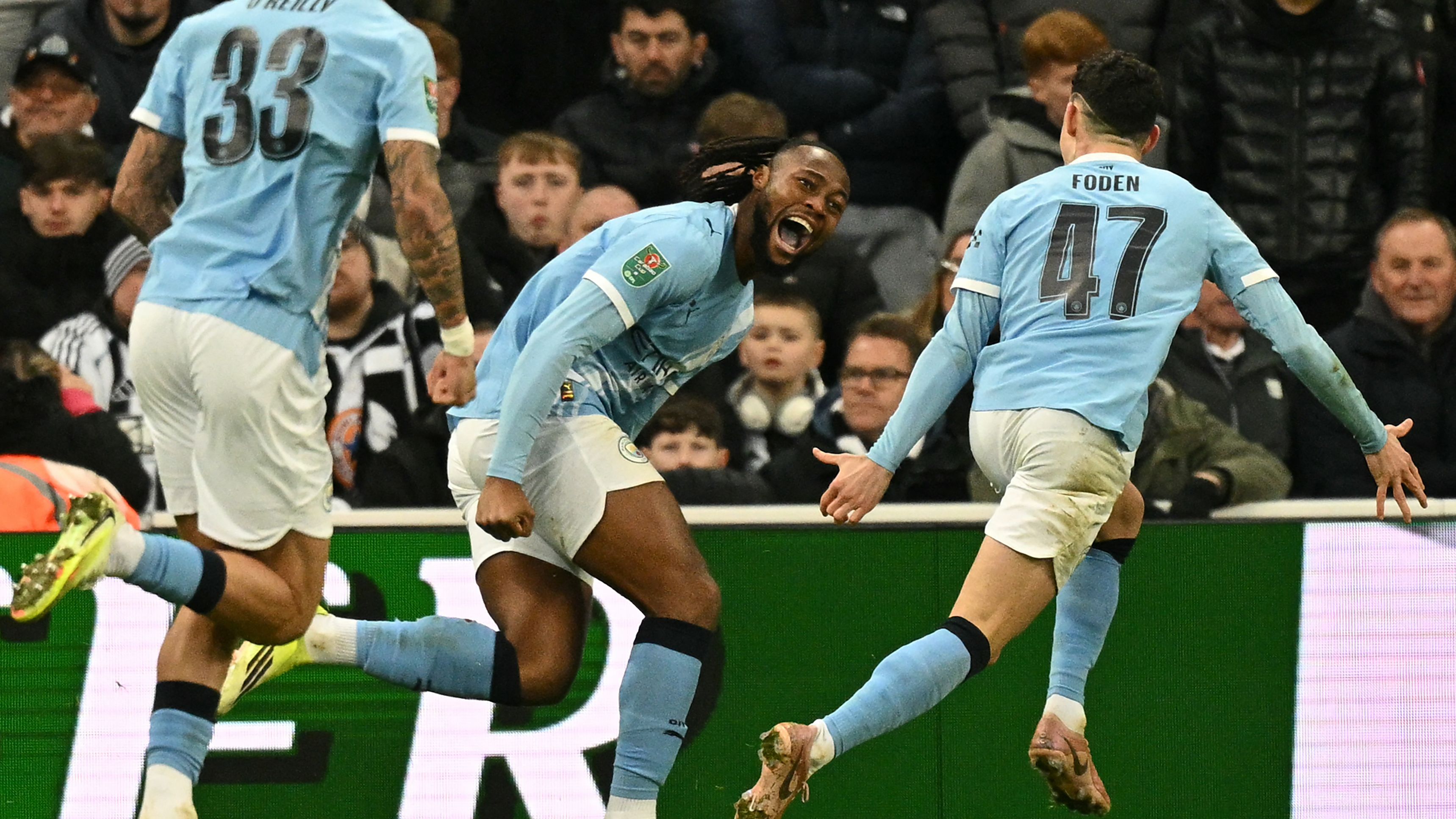 FBL-ENG-LCUP-NEWCASTLE-MAN CITY