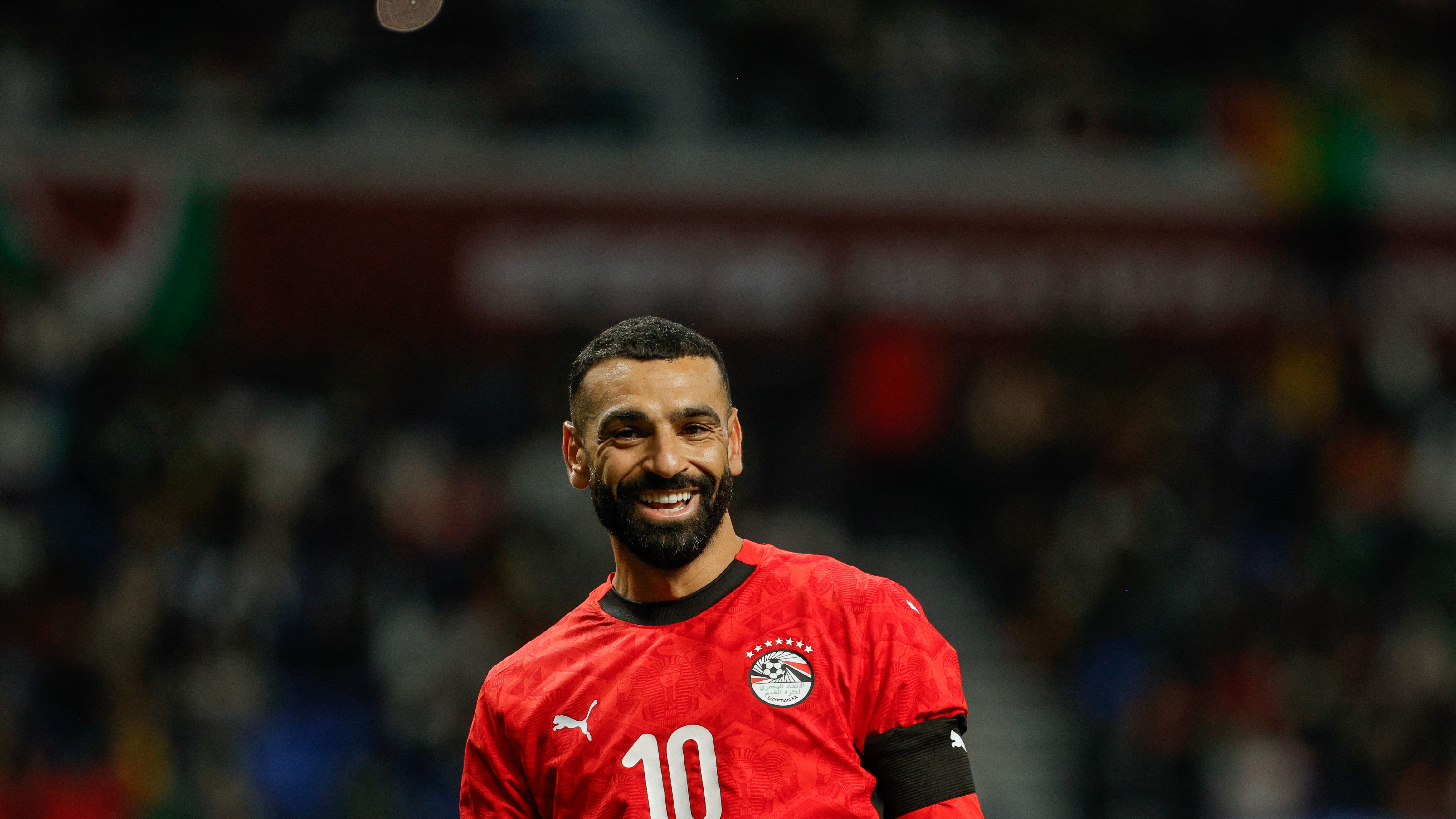 تزايد أنباء الاعتزال الدولي
