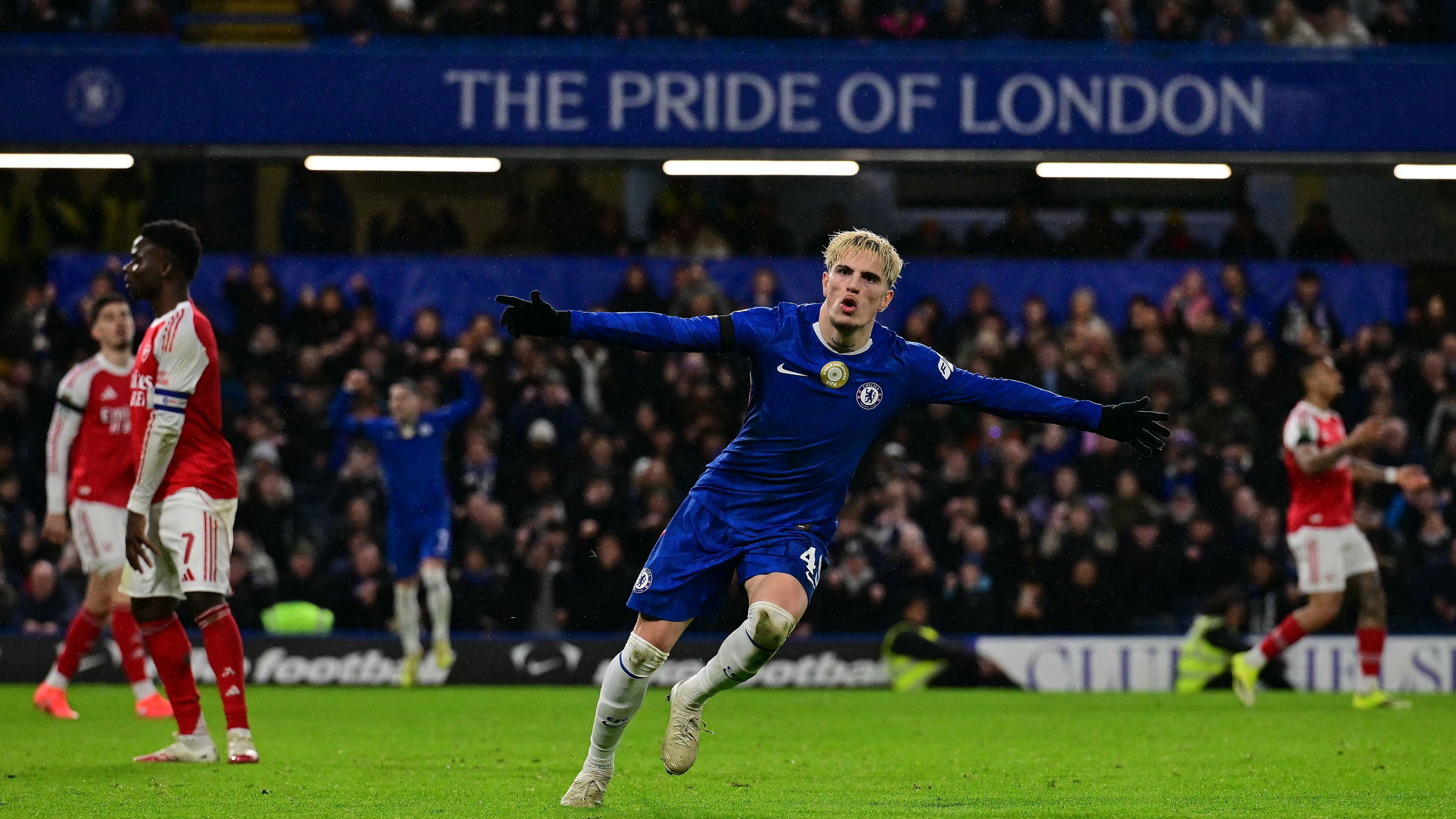 Garnacho Chelsea Arsenal London derby substitute brace