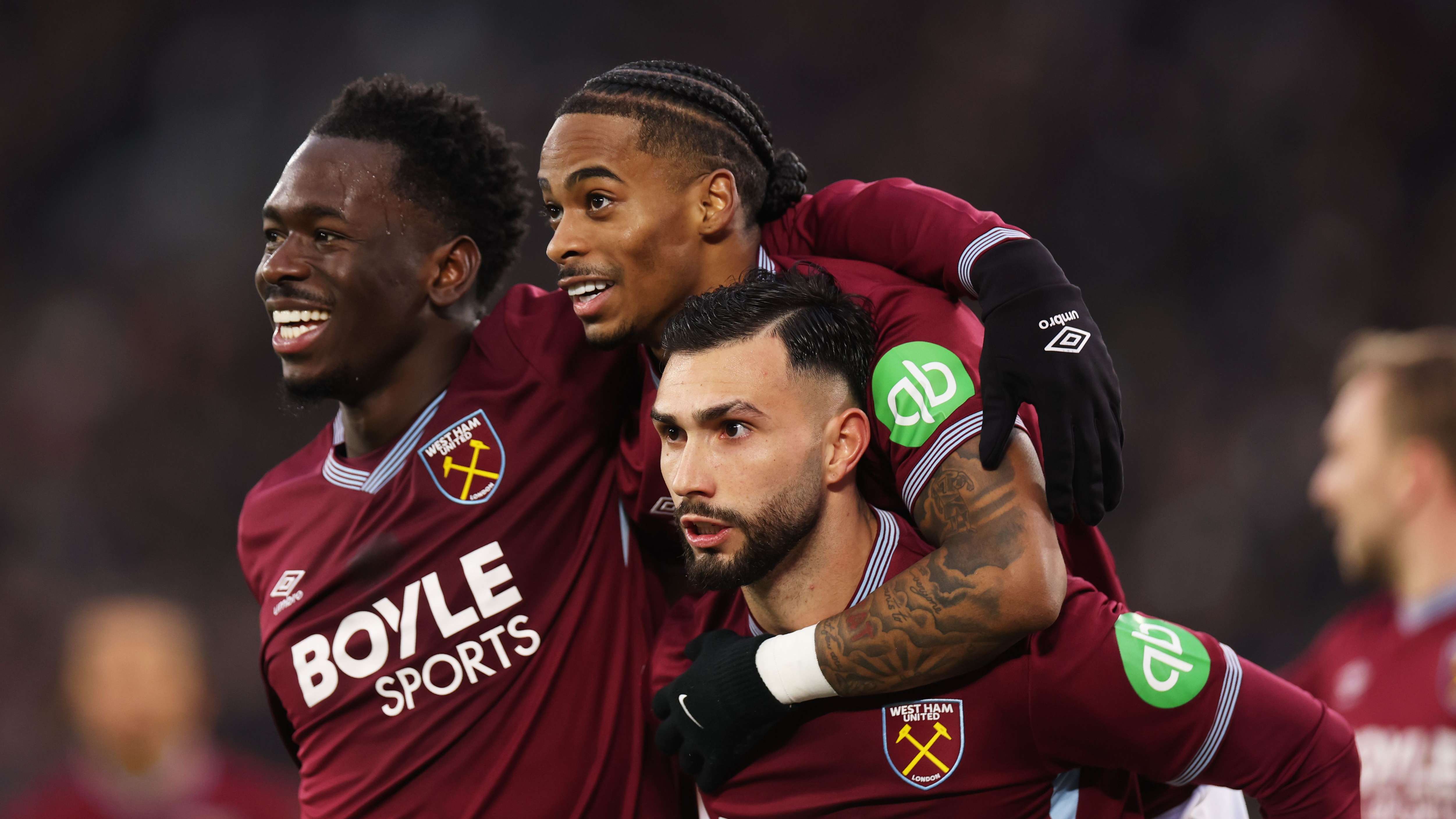 West Ham United v Queens Park Rangers - Emirates FA Cup Third Round