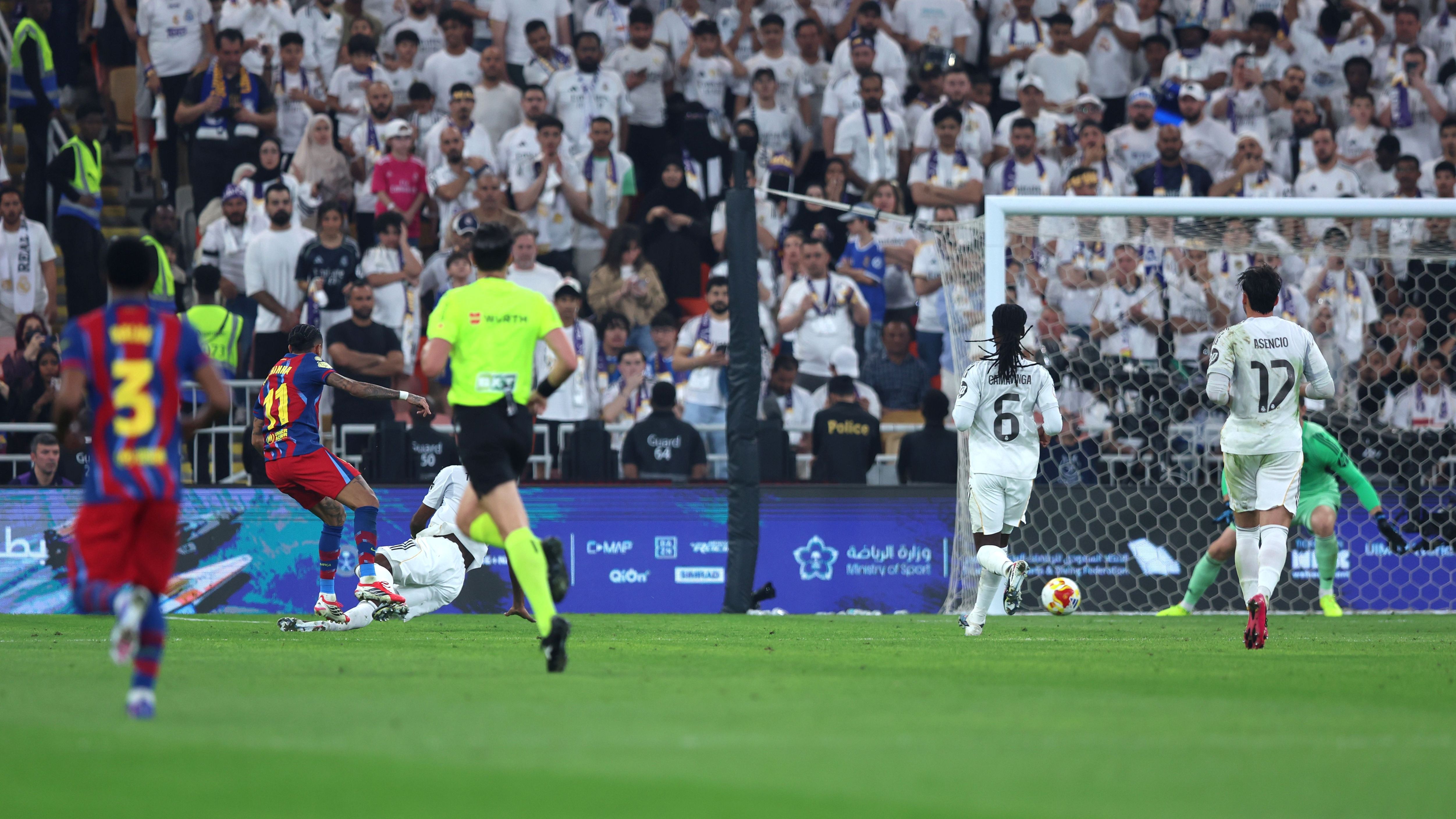 FC Barcelona v Real Madrid: Spanish Super Cup