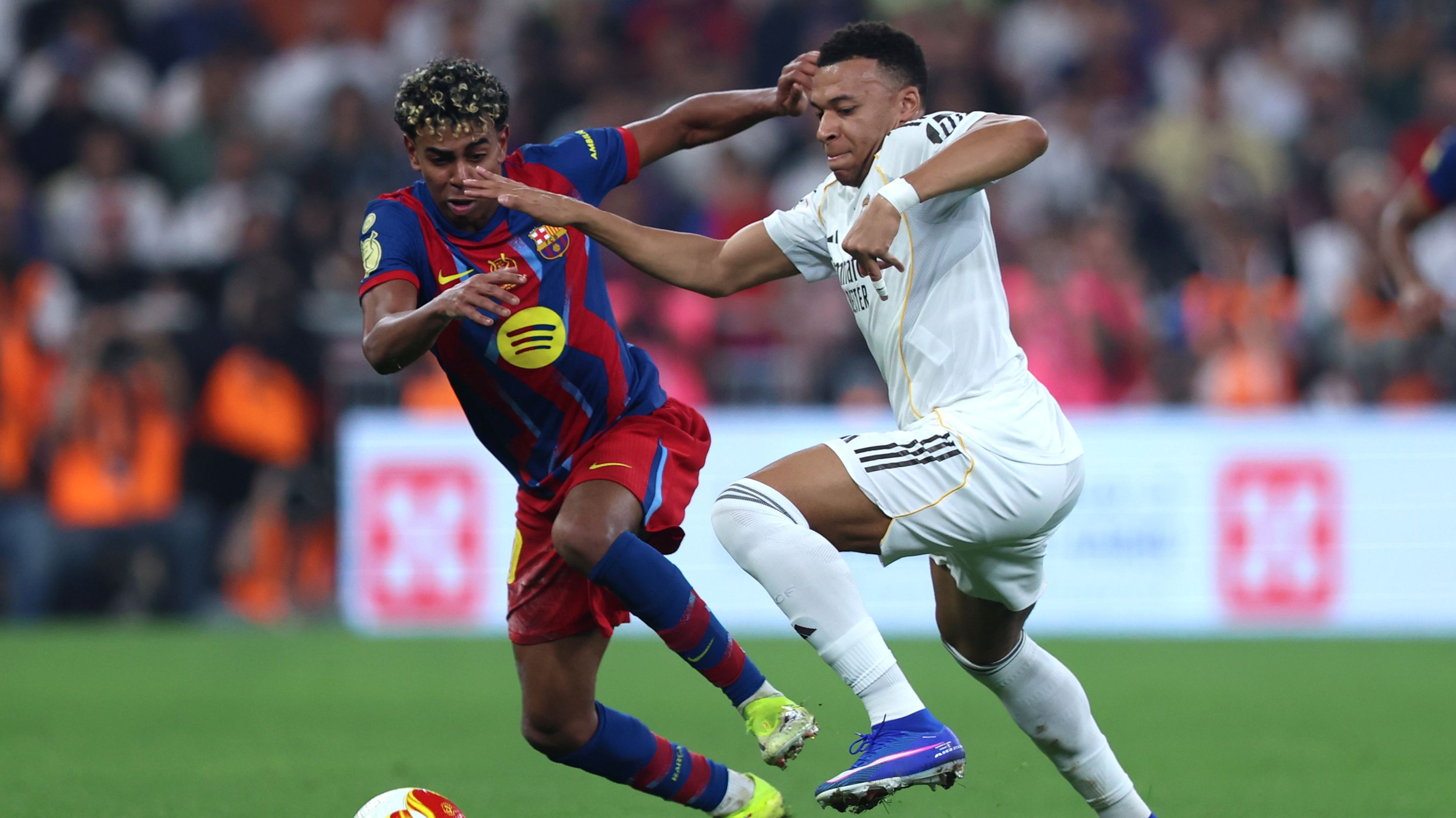 FC Barcelona v Real Madrid: Spanish Super Cup