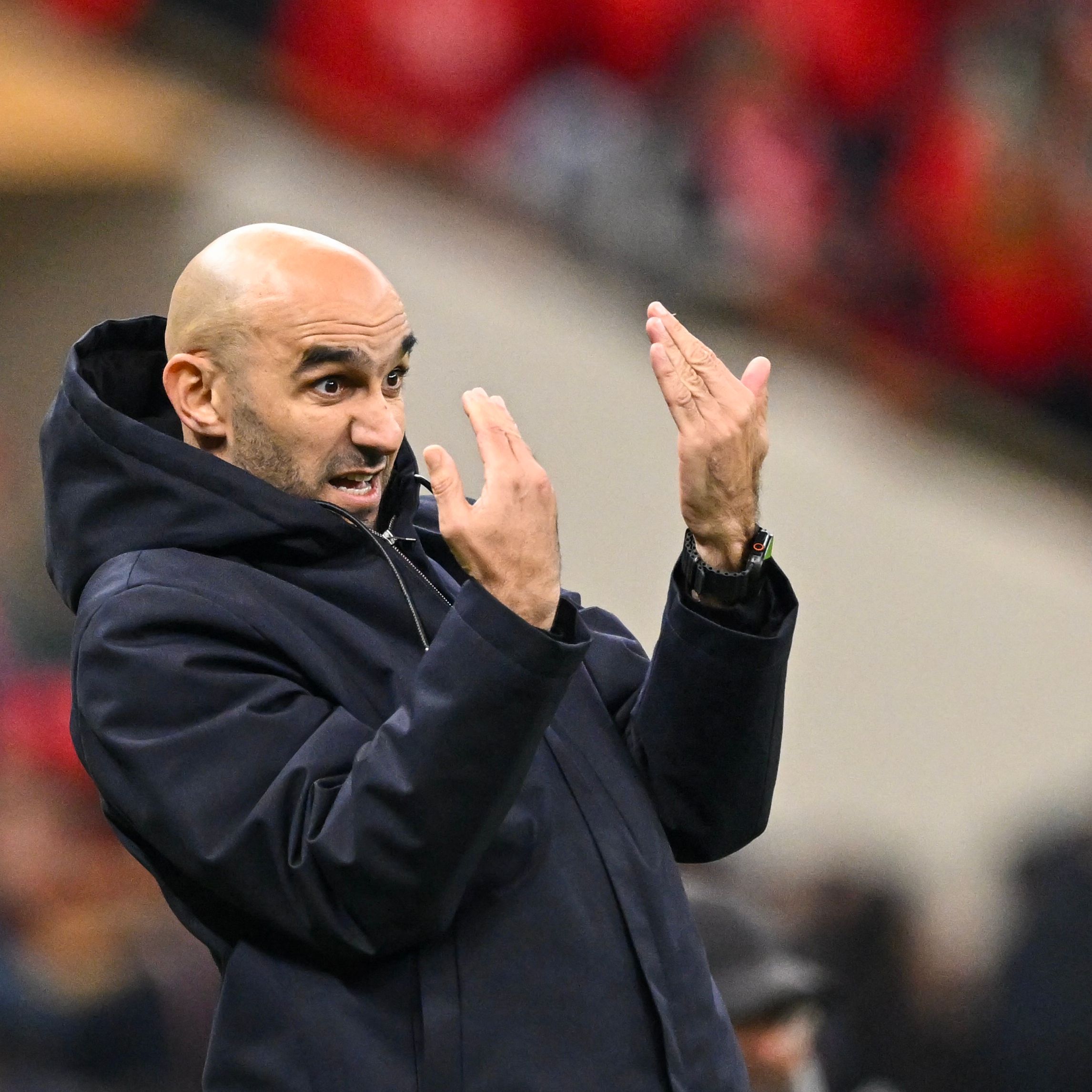 Photo de Walid Regragui et l'entraîneur sénégalais après la finale CAN 2025