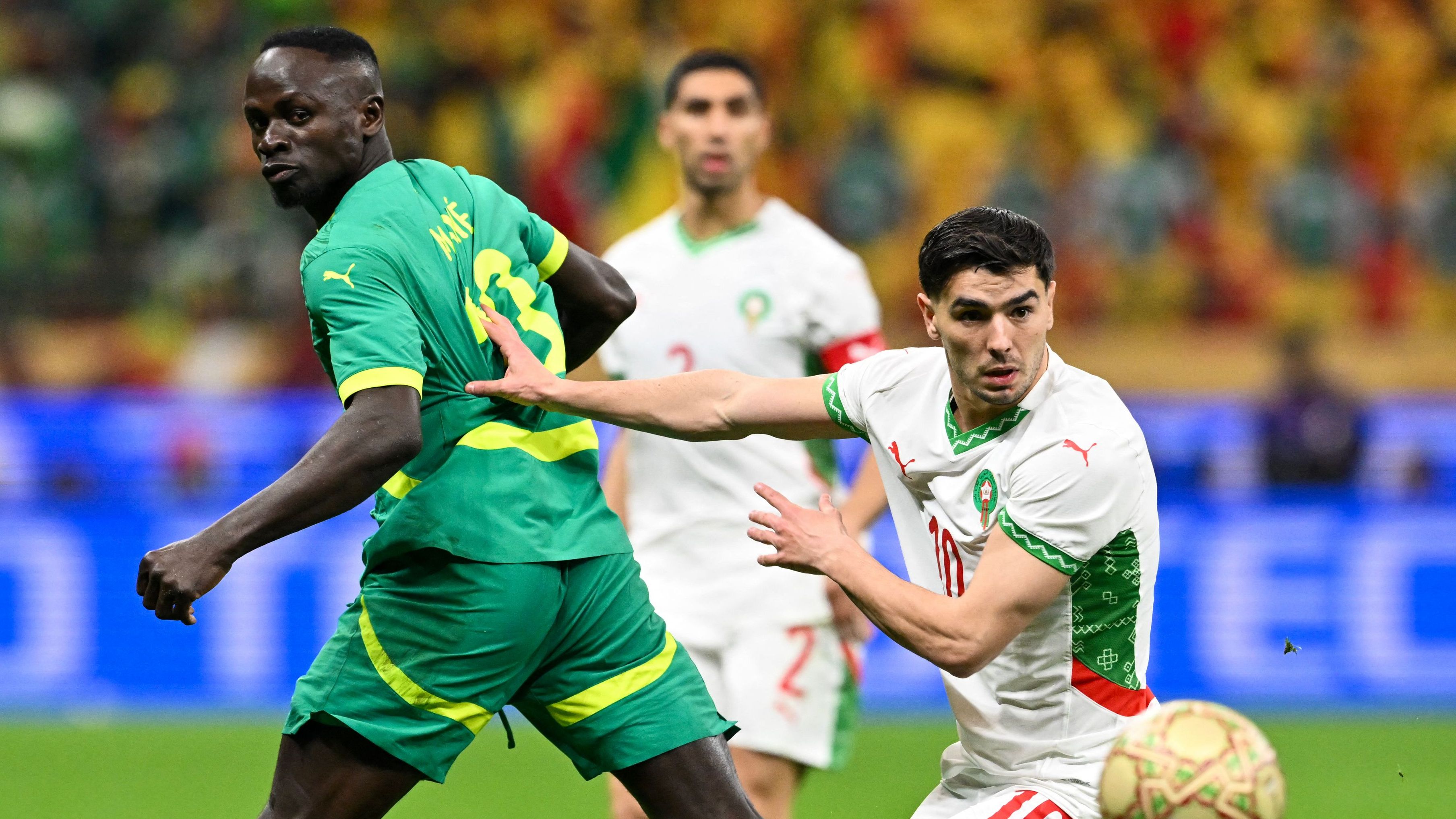 الكاف يدرس إجراءات غير مسبوقة بعد جدل نهائي أمم إفريقيا بين السنغال والمغرب