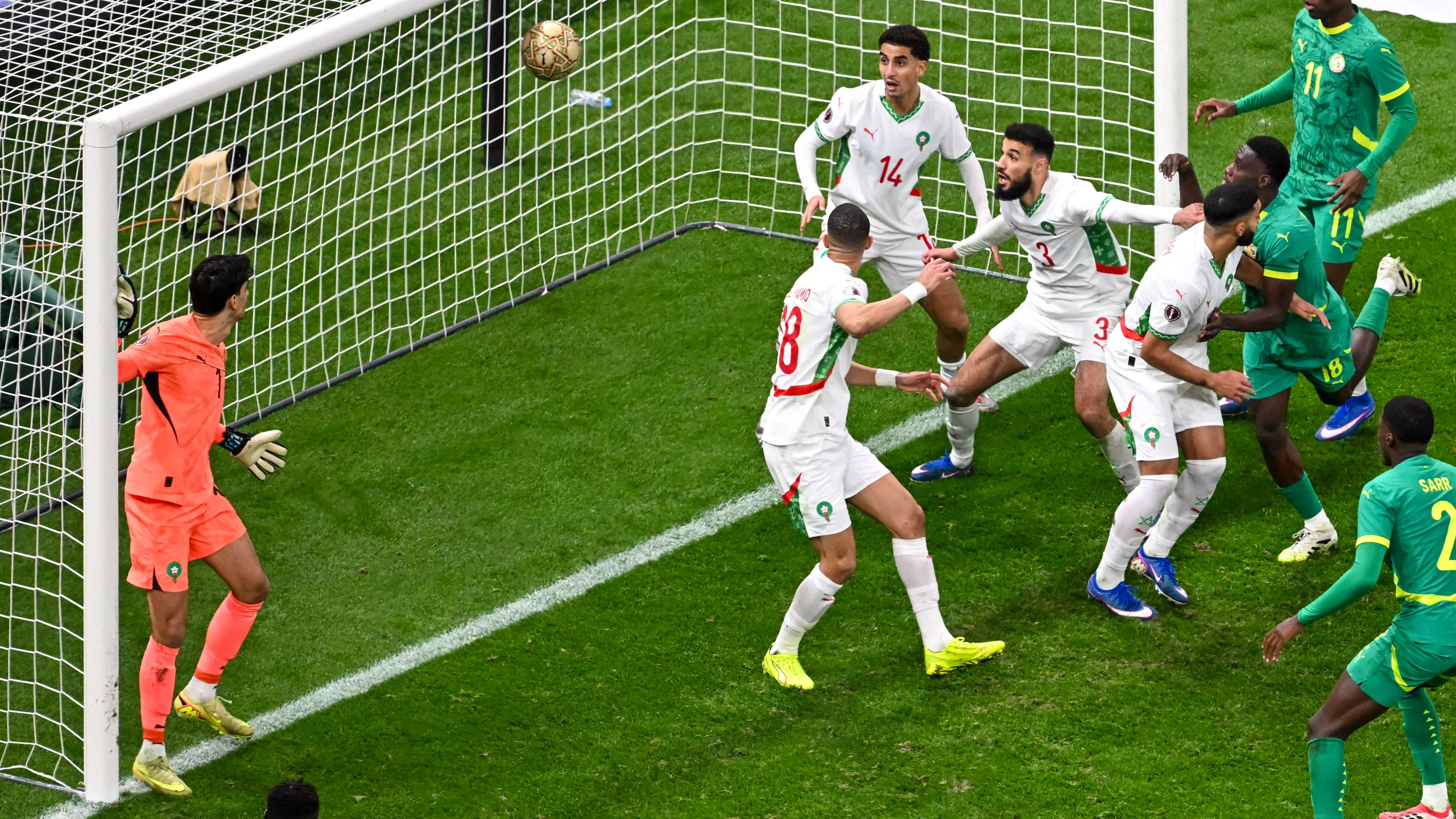 السنغال ضد المغربلاعب السنغال السابق: علينا تقبل قرار "كاس" حتى لو جاء في صالح المغرببوكاري درامي يخشى تأثير أزمة نهائي أفريقيا على سمعة القارة03:4410 أكتوبر 2026