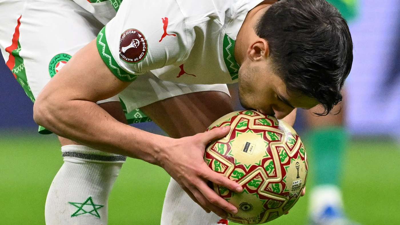 TOPSHOT-FBL-AFR-2025-MATCH 52-SEN-MAR