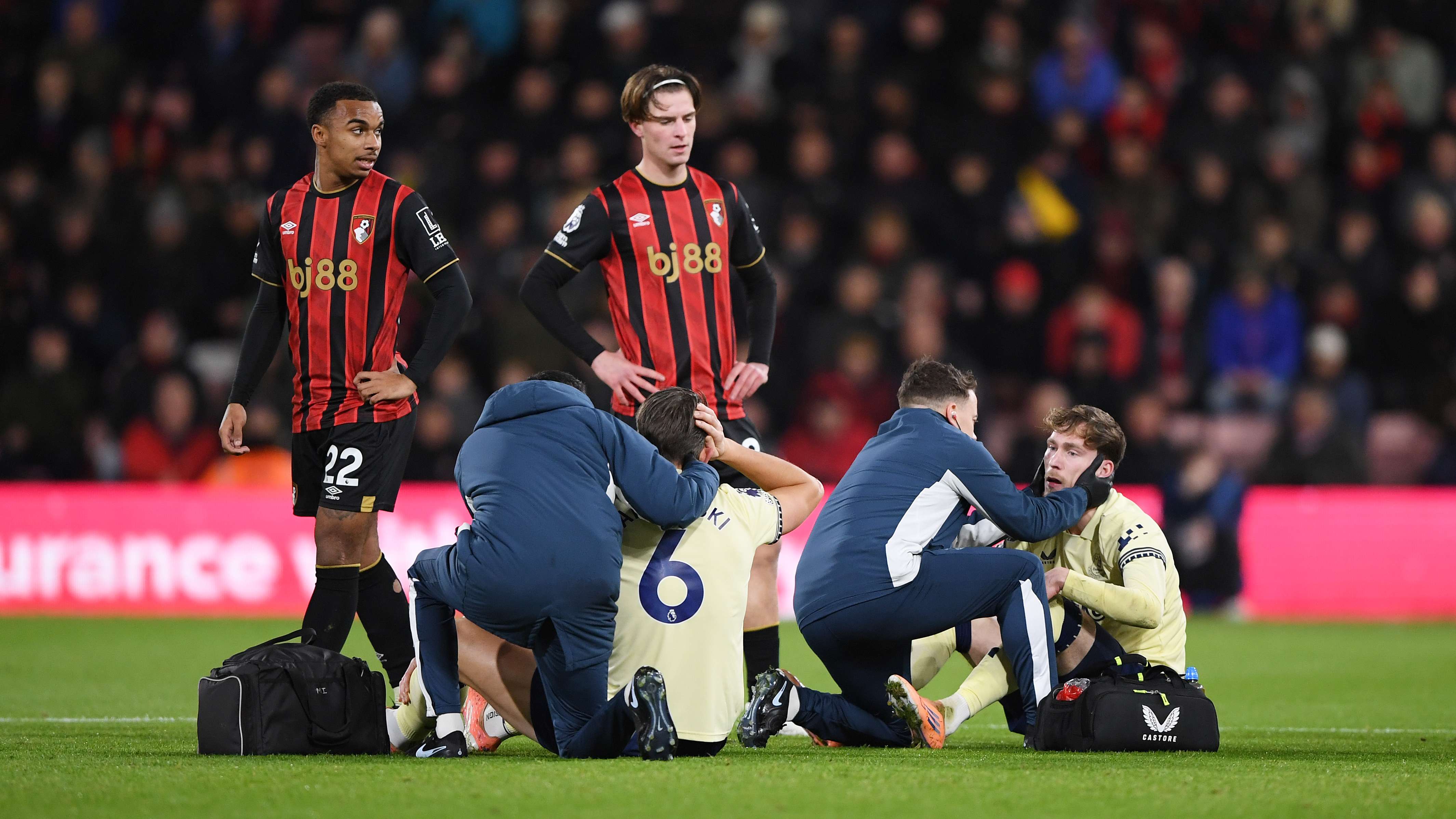 Bournemouth v Everton - Premier League