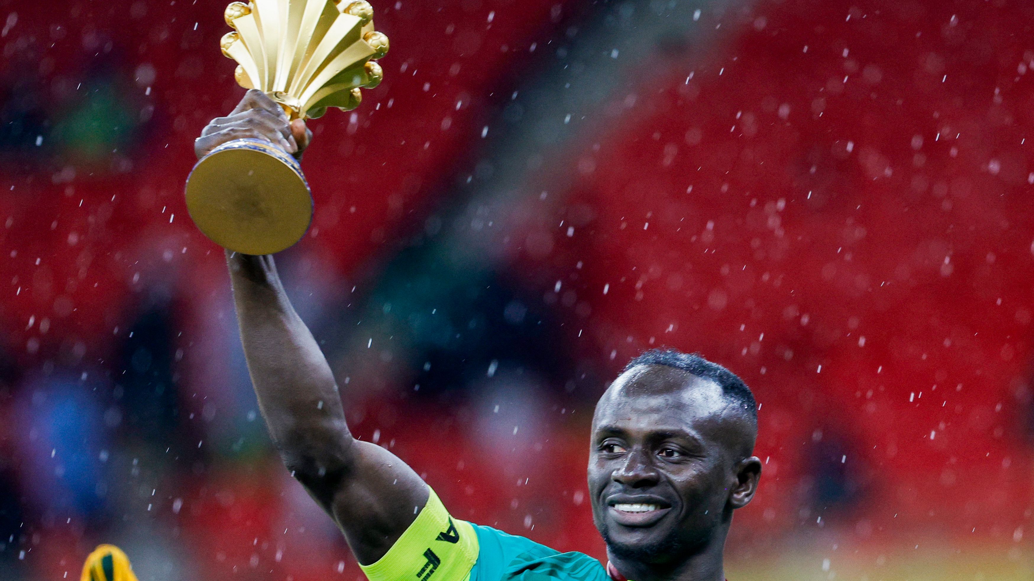 Photo de Sadio Mané riant après la finale CAN 2025