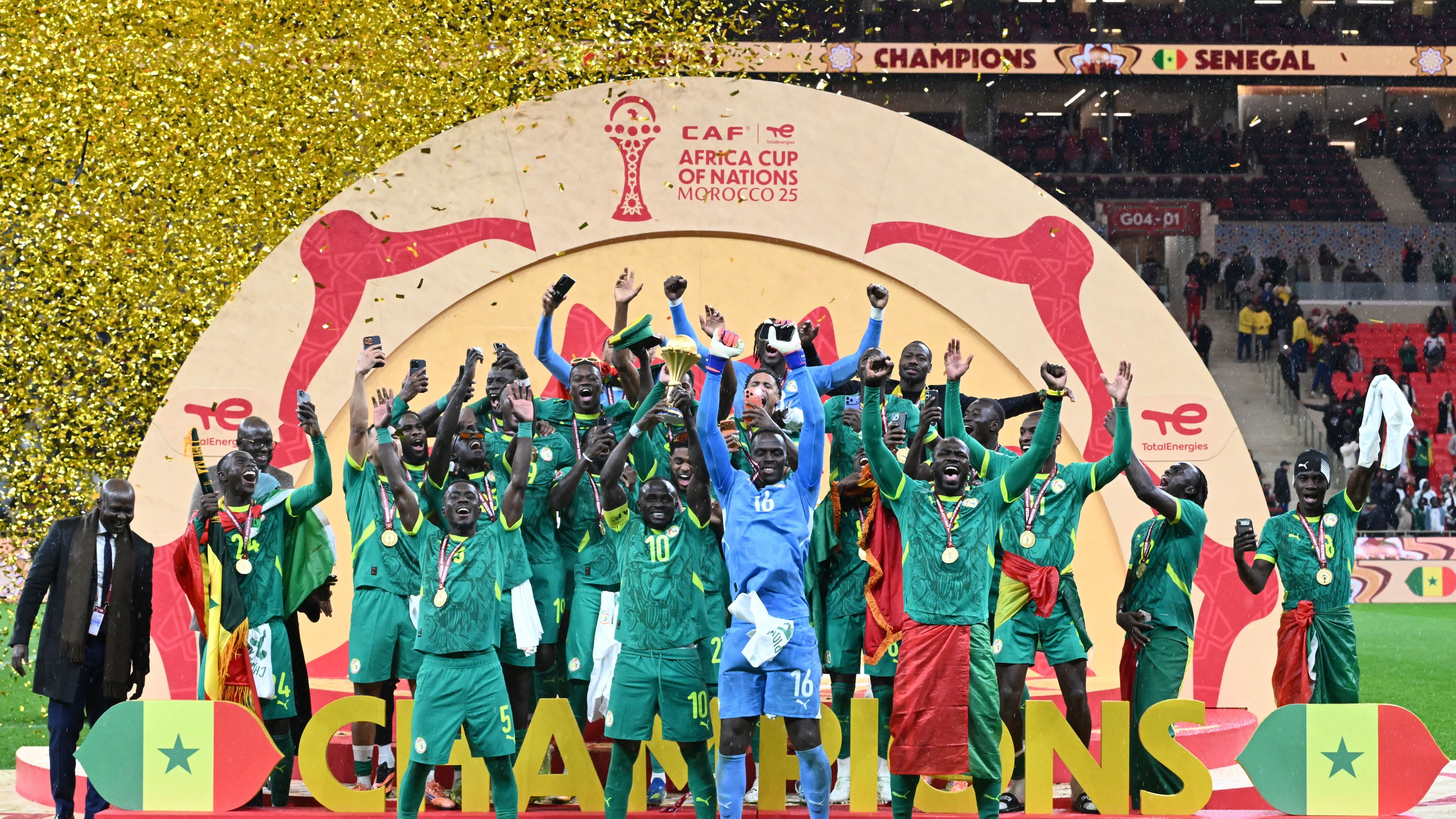 محامي السنغال يكشف مفاجأة حول قرار كاف بشأن نهائي أمم إفريقيا أمام المغرب